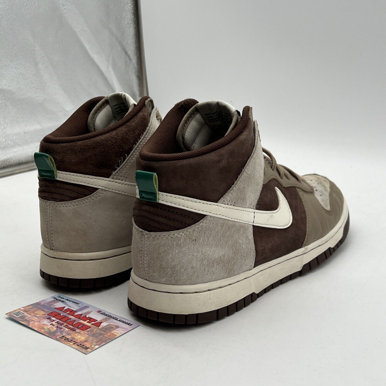 Size 7.5 - Nike Dunk High Light Chocolate Suede White (DH5348-100)