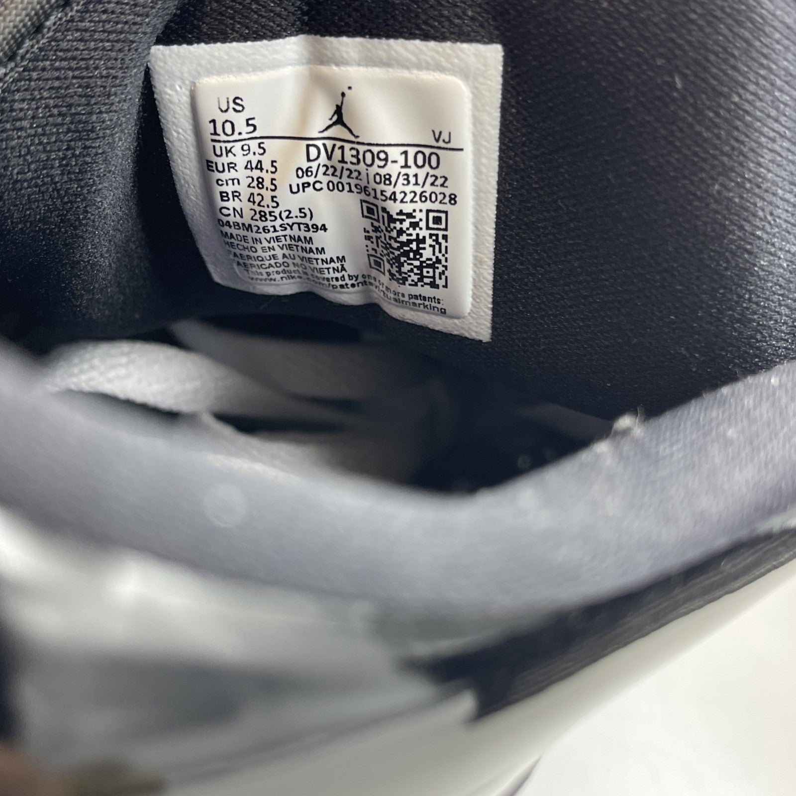 Size 10.5 - Jordan 1 Low SE Concord Black White Leather (DV1309-100)