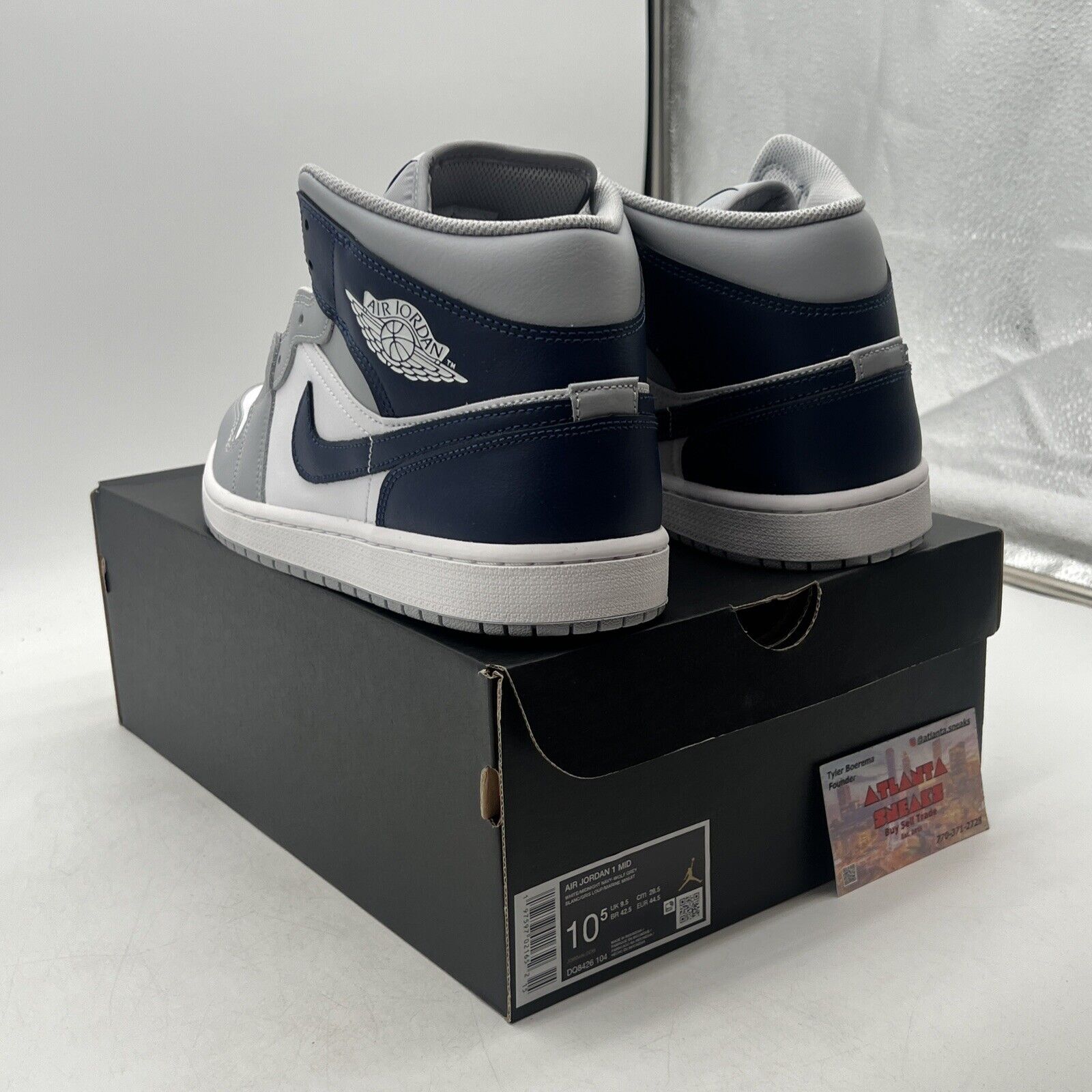 Size 10.5 - Air Jordan 1 Mid Wolf Grey Midnight Navy (DQ8426-104)