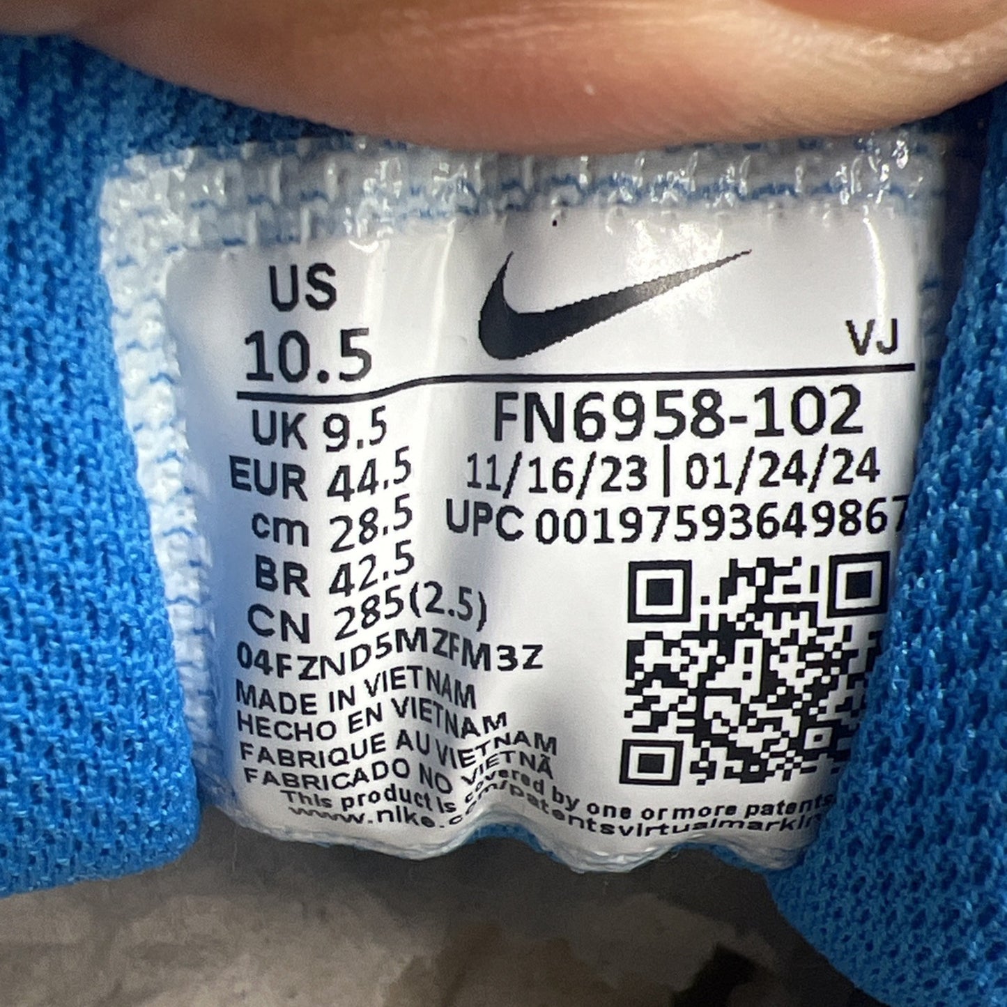 Size 10.5 - Nike Air Max 90 Pure Platinum Photo Blue (FN6958-102)