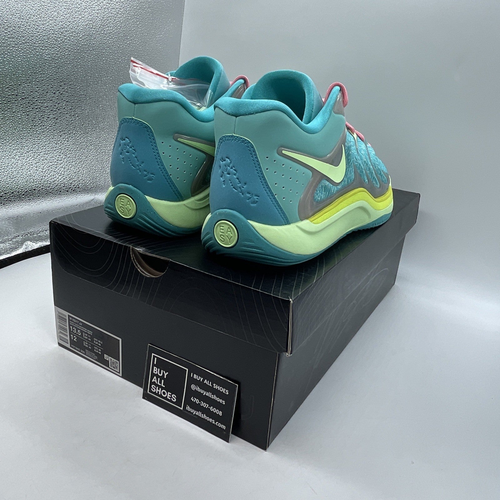 Size 13.5W - Jonquel Jones x Nike KD 17 Bahamas (HV1945-300)