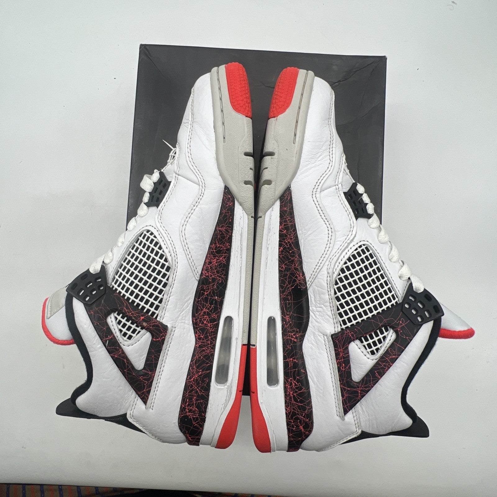 Size 10 - Air Jordan 4 Retro Pale Citron, Bright Crimson 2019 (308497-116)