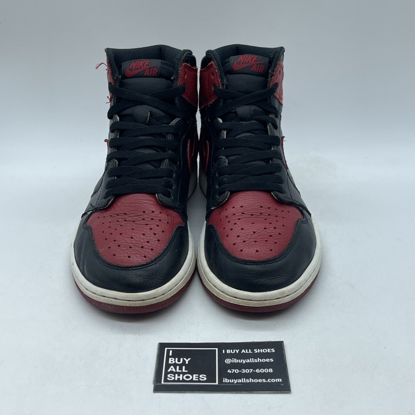 Size 9.5 - Air Jordan 1 Retro OG High Banned Bred (555088-001)