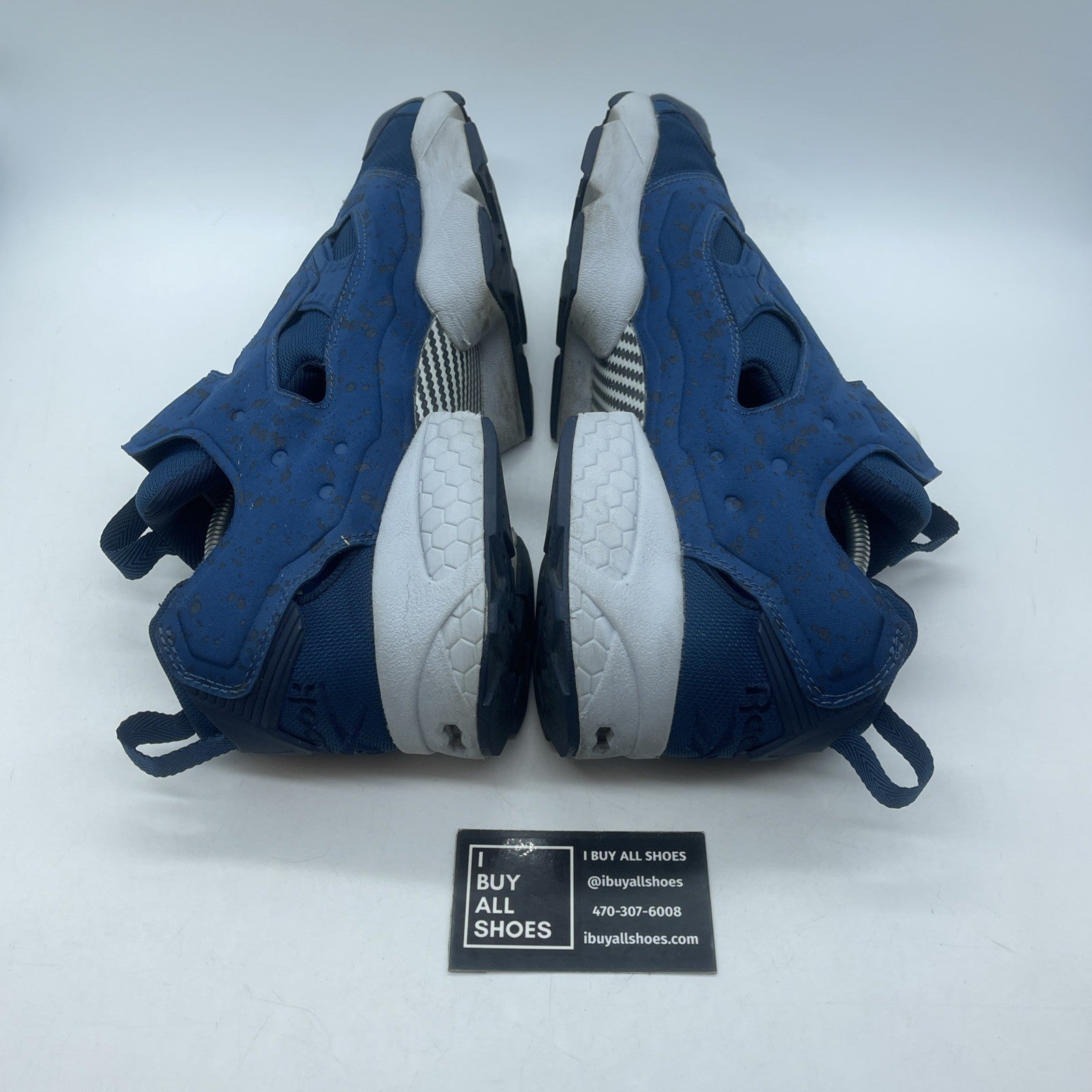 Size 11.5 - Reebok Low-Cut Sneakers Nvy Blue Grey Suede (V65752)