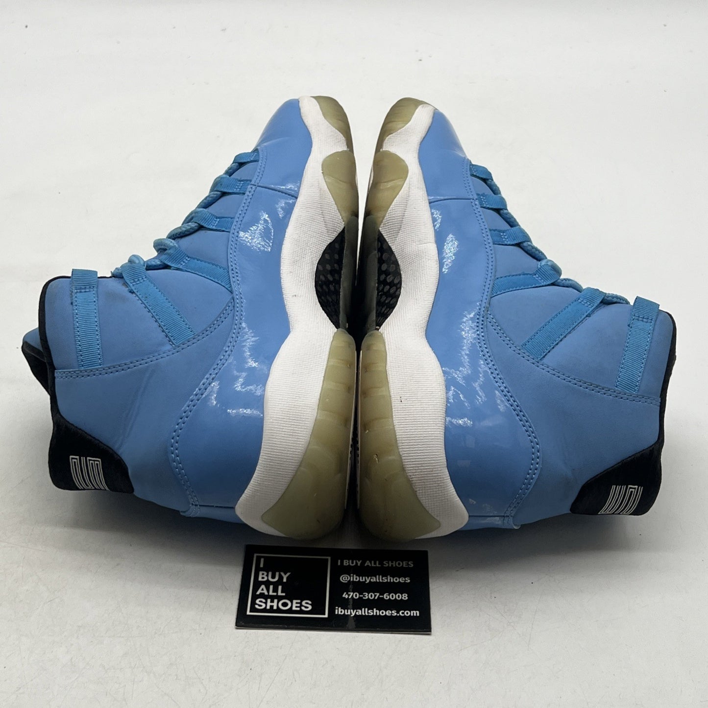 Size 9.5 - Air Jordan 11 Retro Pantone (689479-405)