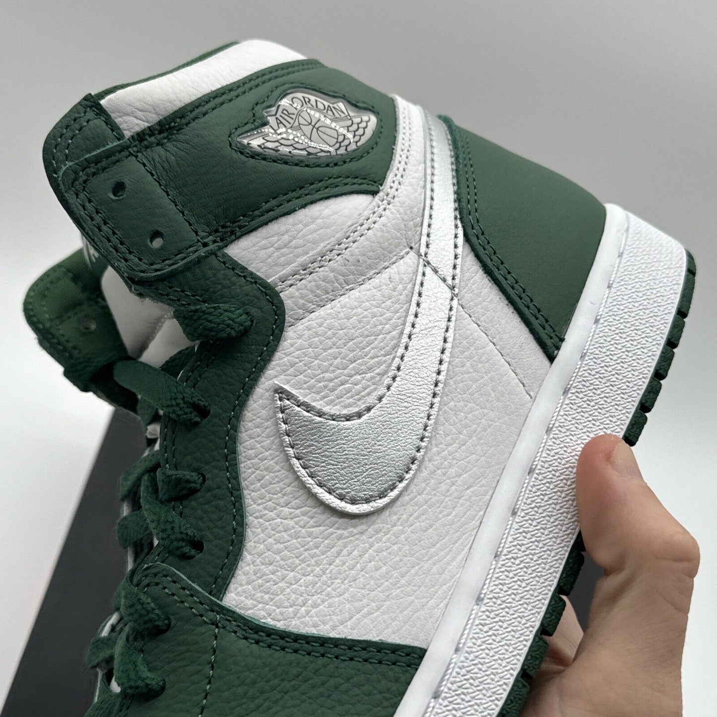 Size 10.5 - Jordan 1 Retro OG High Gorge Green Vnds Og All Clerics Silver White