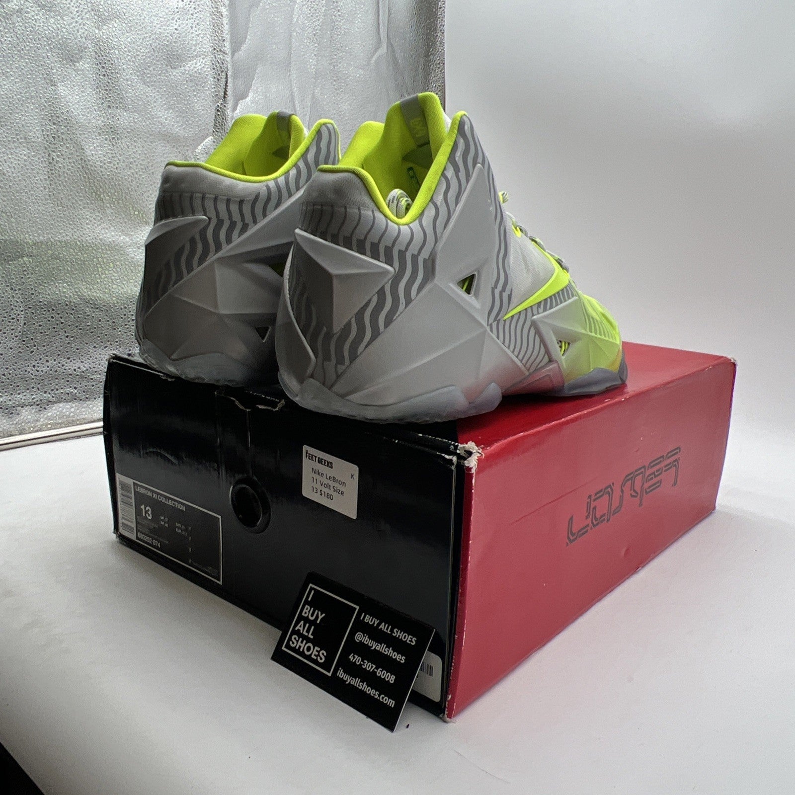 Size 13 - Nike LeBron 11 Maison du LeBron (683252-074)