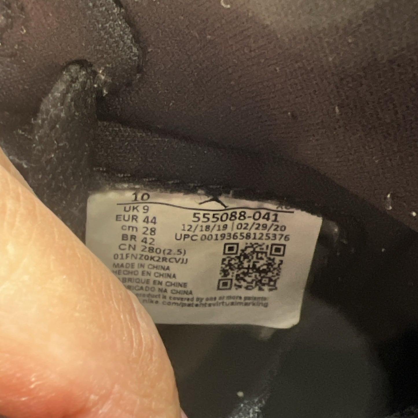 Size 10 - Air Jordan 1 Retro OG High Royal Toe (555088-041)