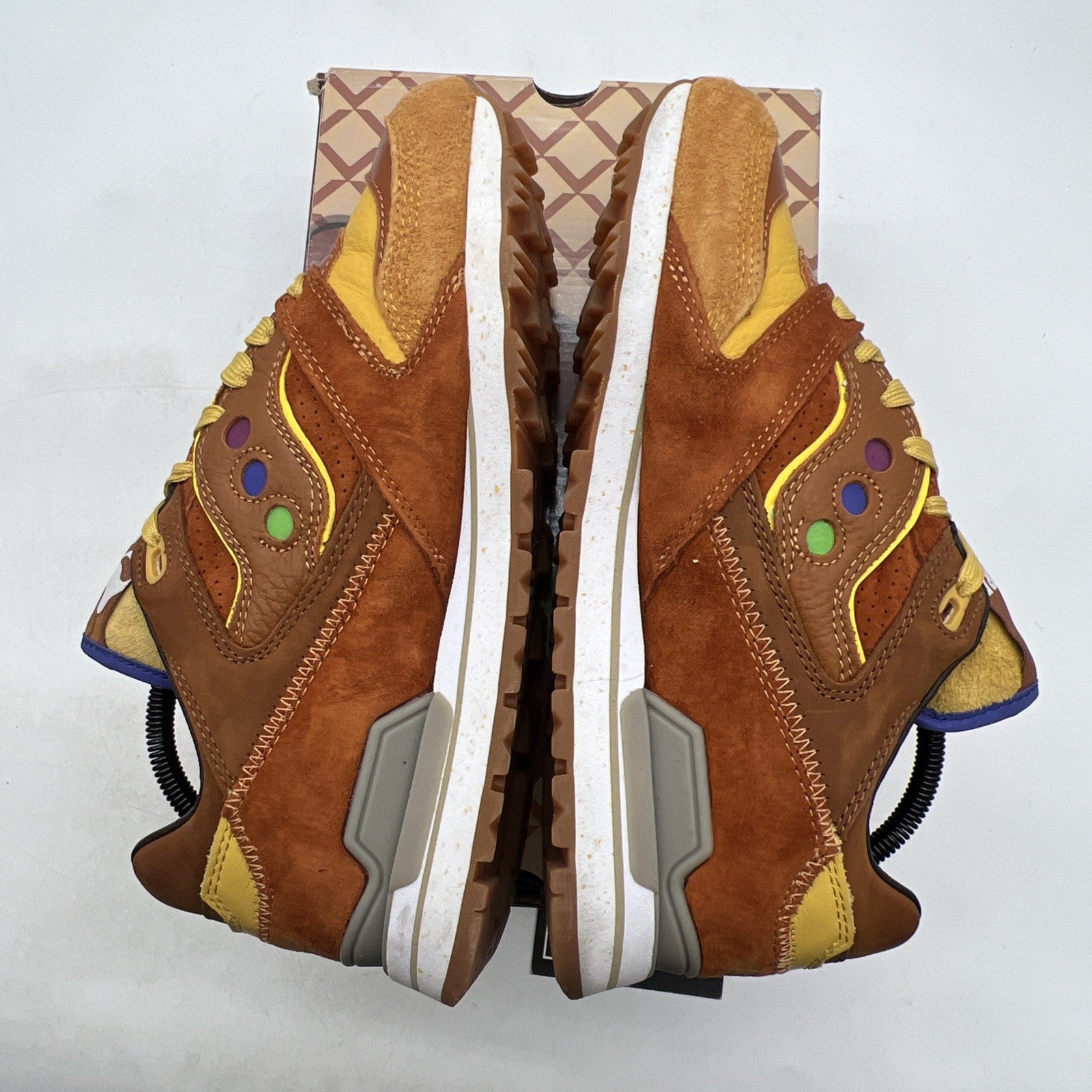 Size 9.5 - Saucony Feature x Courageous Belgian Waffle (S70323-2)