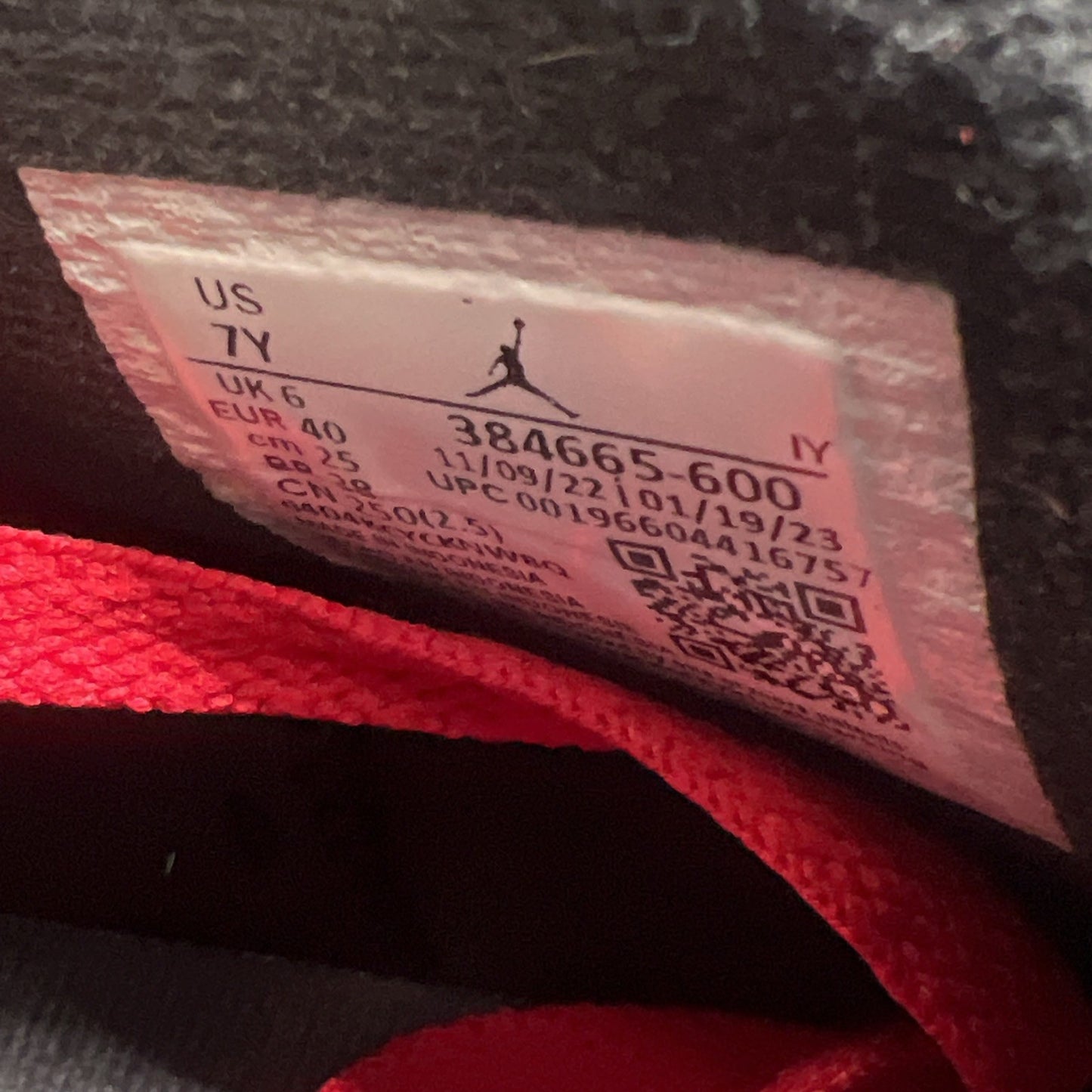 Size 7Y - Air Jordan 6 Retro Toro Bravo (384665-600)