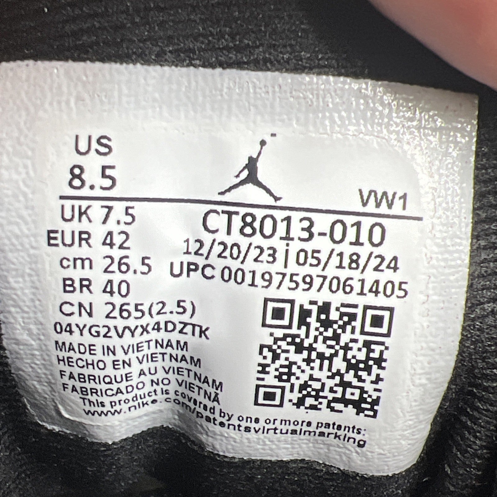 Size 8.5 - Air Jordan 12 Retro Barons (CT8013-010)