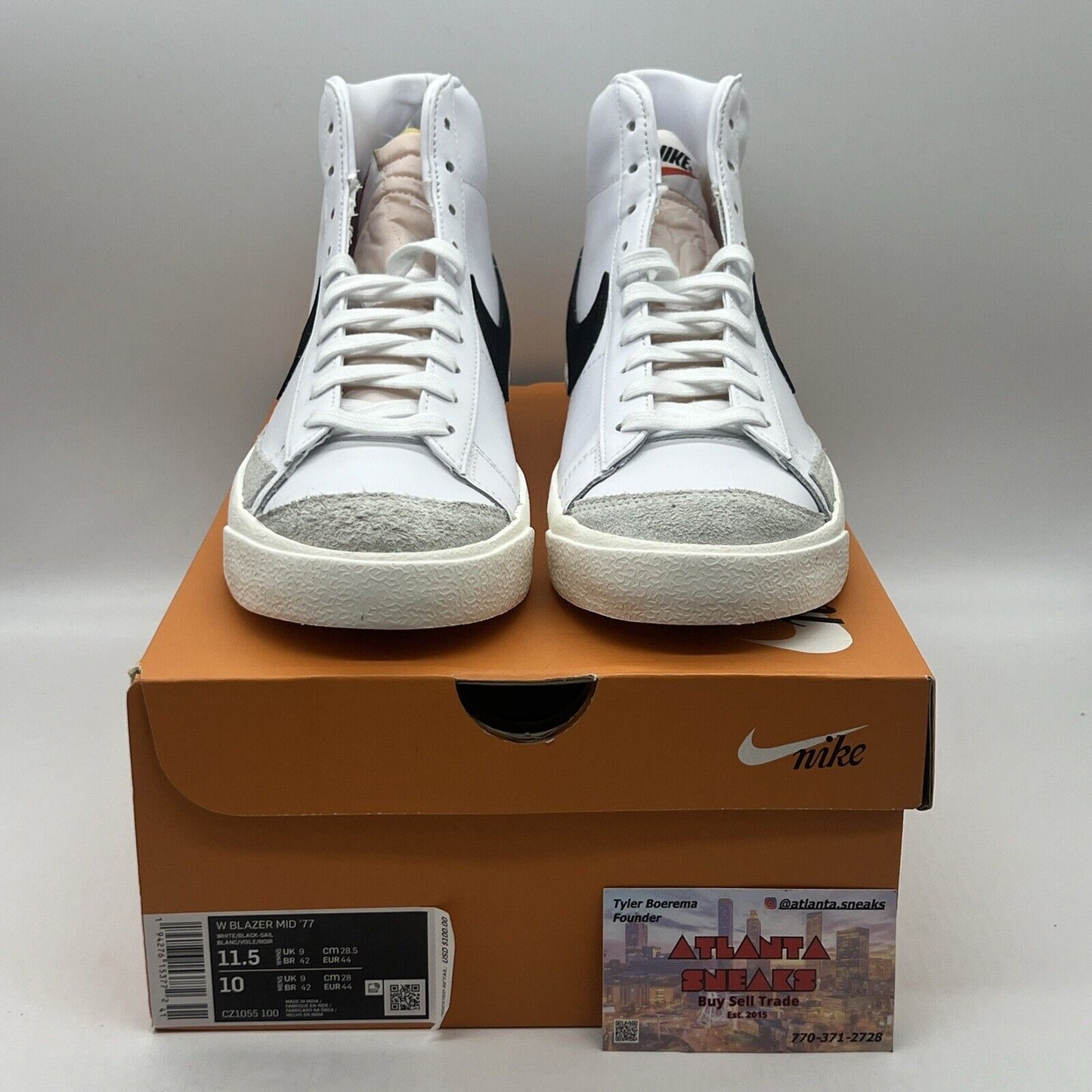 Nike Women's Blazer Mid 77 Sneakers Leather White Black Size 11.5