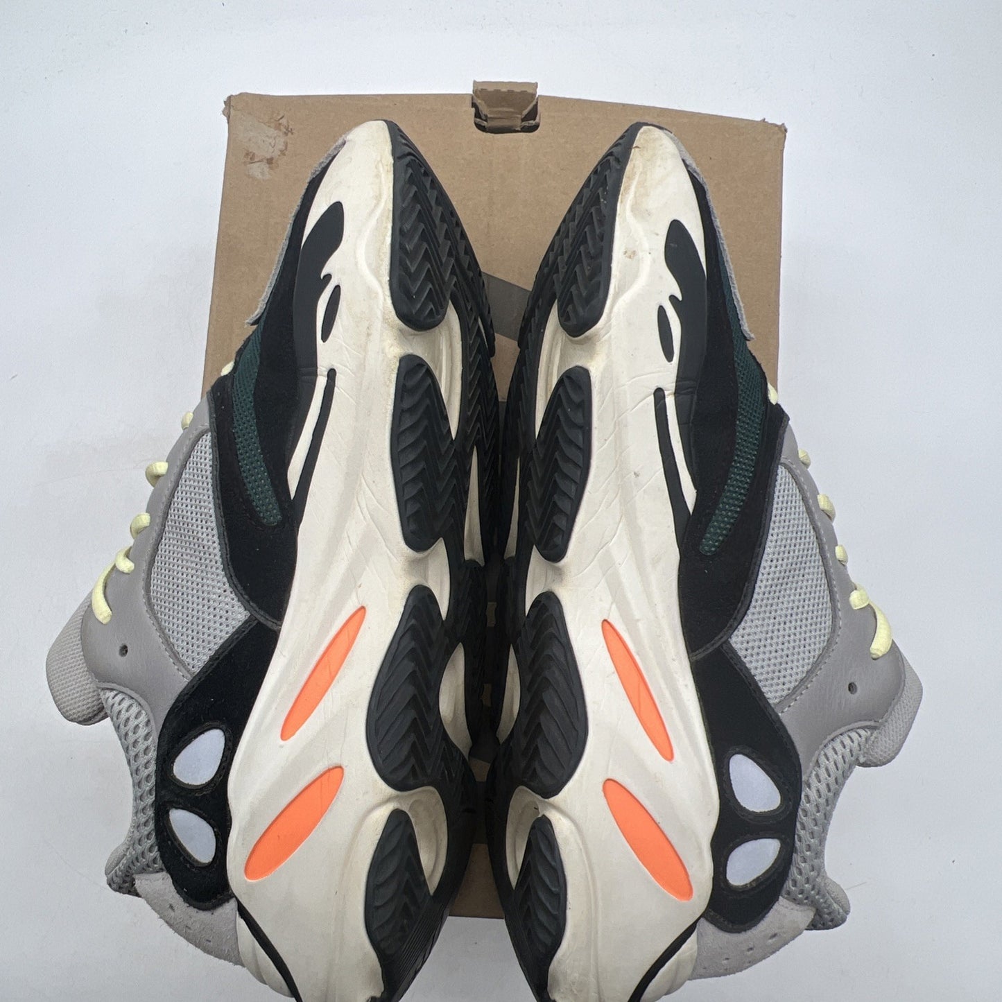 Size 10 - adidas Yeezy Boost 700 Low Wave Runner (B75571)