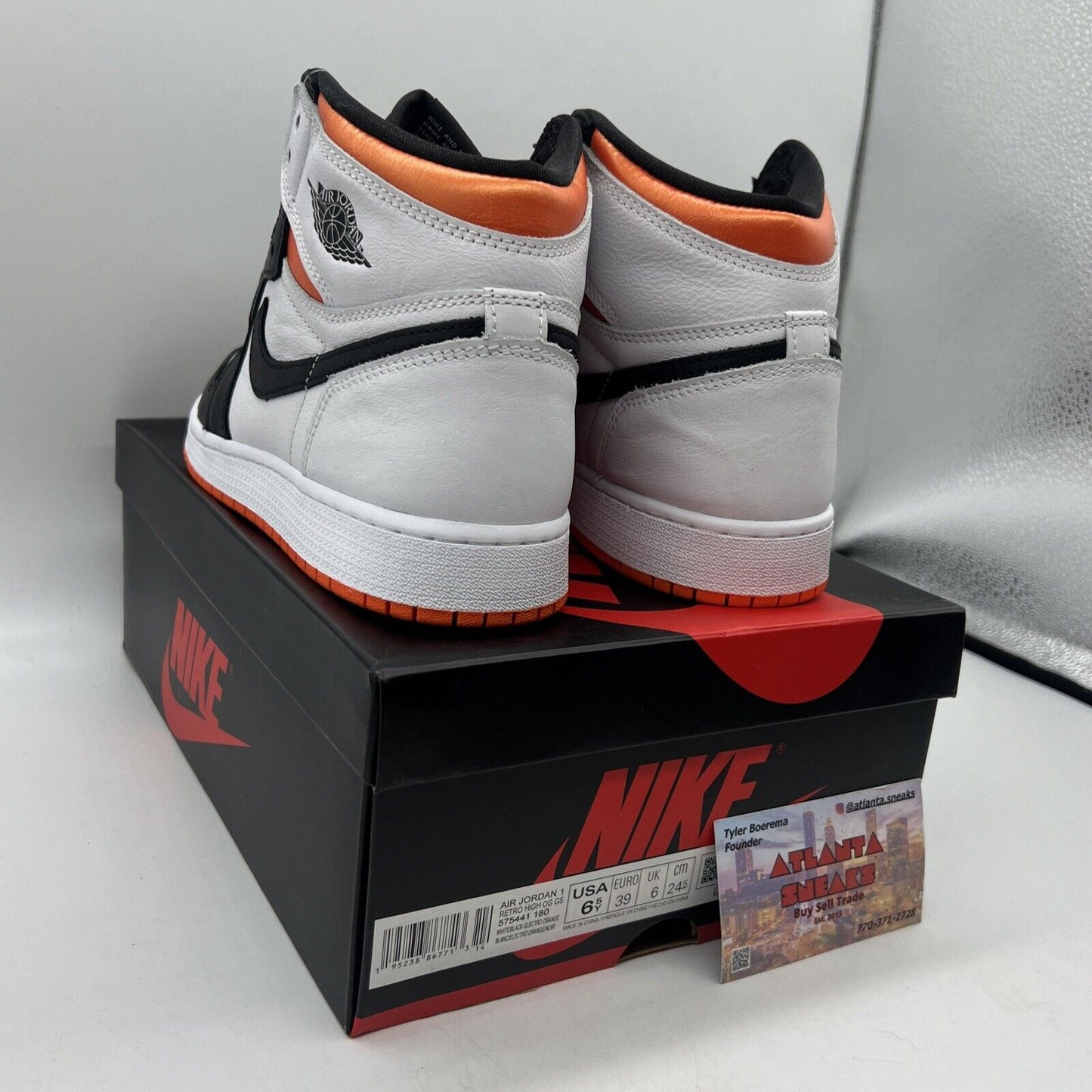 Size 6.5 - Jordan 1 Retro High Electro Orange Brand New Og All Black White DS