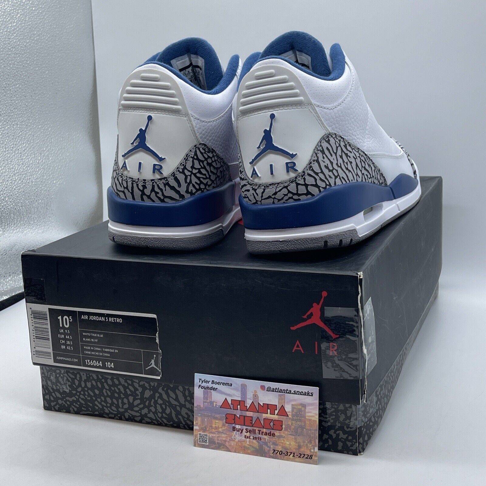 Size 10.5 - Air Jordan 3 Retro 2011 True Blue White Leather Suede (136064-104)