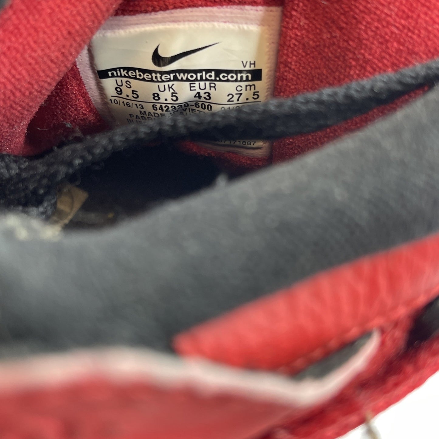 Size 9.5 - Nike Air Raid University Red Black Suede (642330-600)