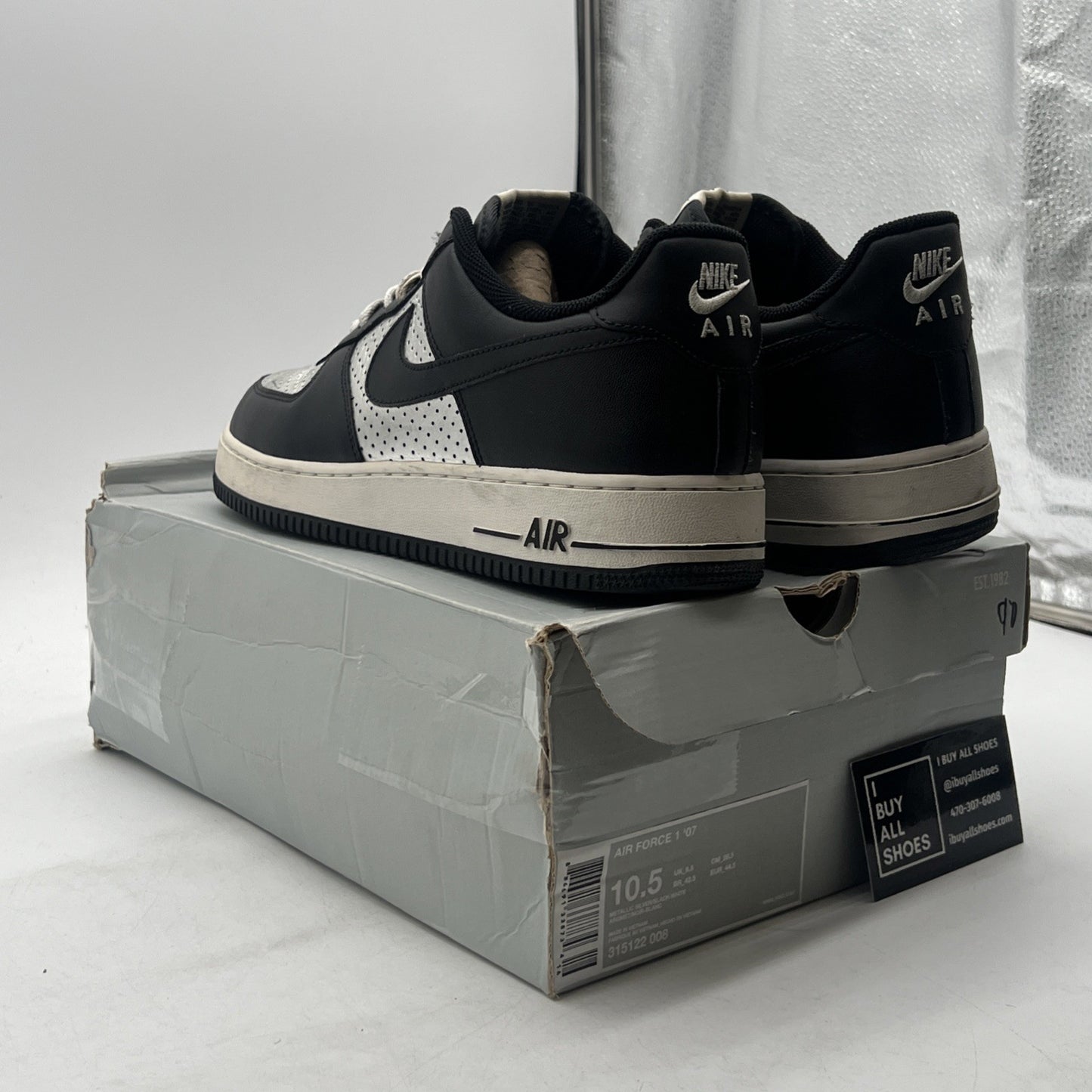 Size 10.5 - Nike Air Force 1 '07 Metallic Silver (315122-008)