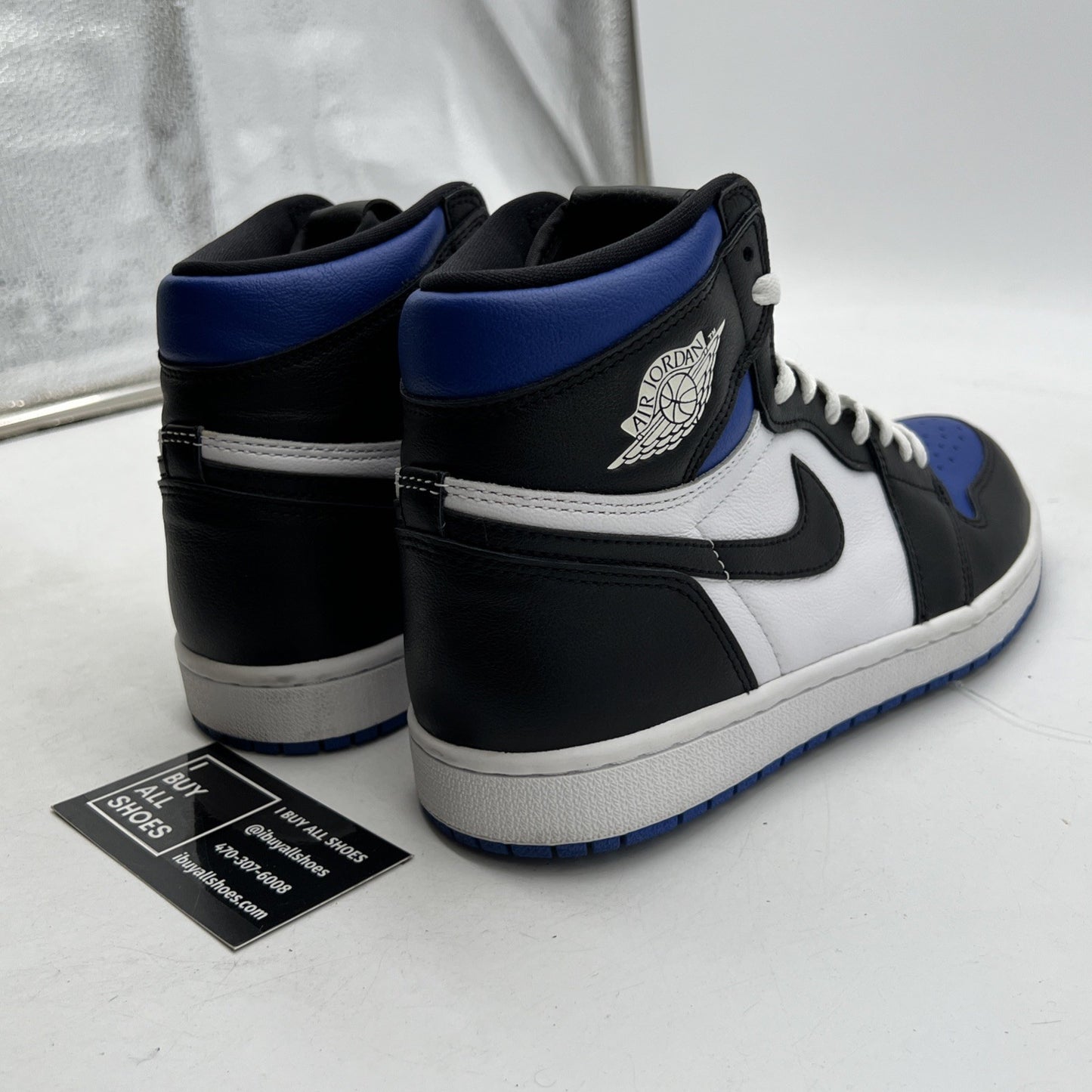 Size 8 - Air Jordan 1 Retro OG High Royal Toe (555088-041)