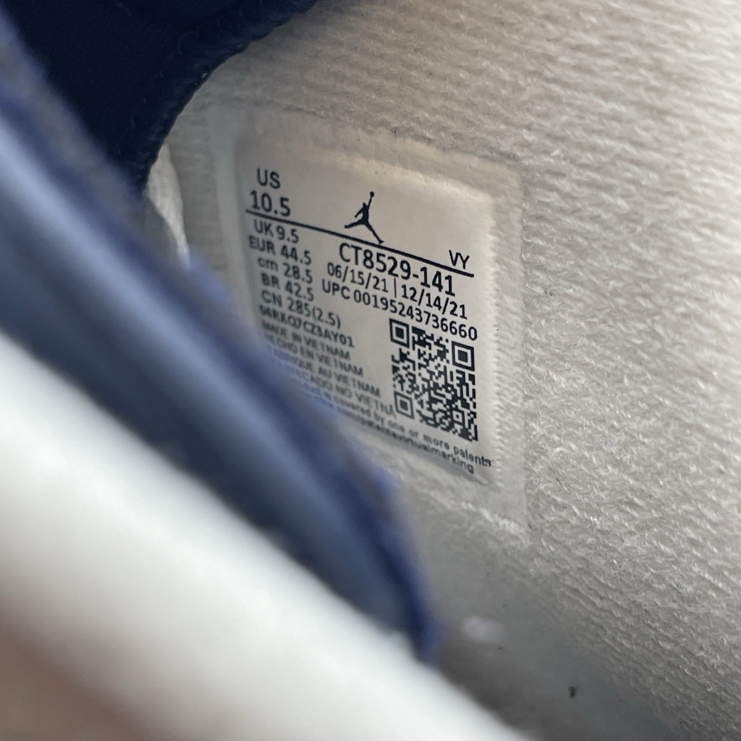 Size 10.5 - Jordan 6 Retro Midnight Navy White Leather (CT8529-141)
