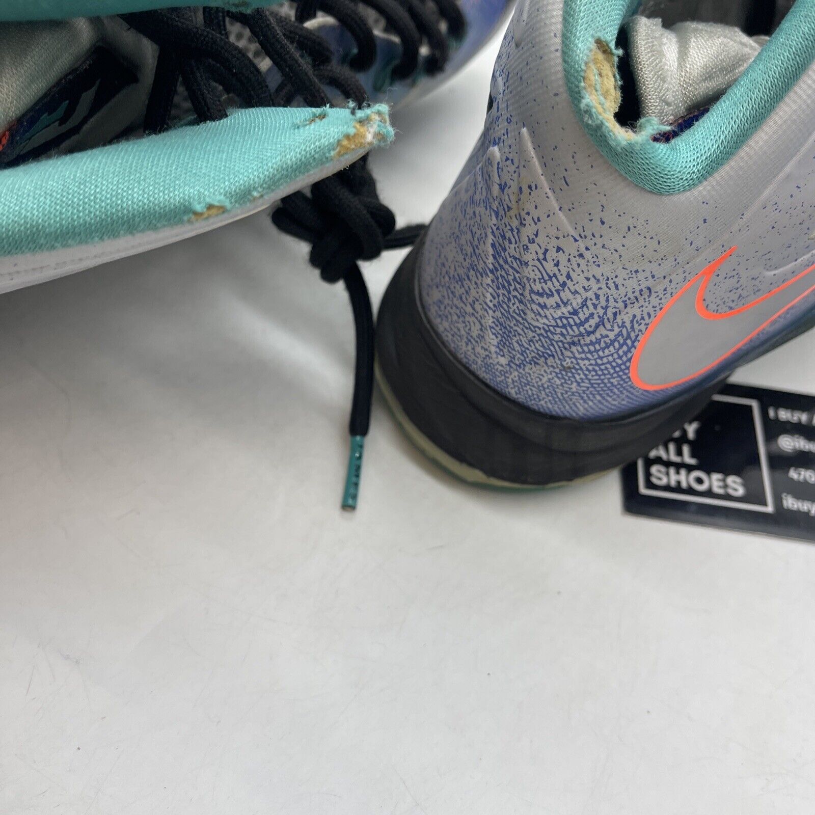 Size 8 - Nike LeBron 10 Pure Platinum Blue Purple Grey Leather (541100-008)