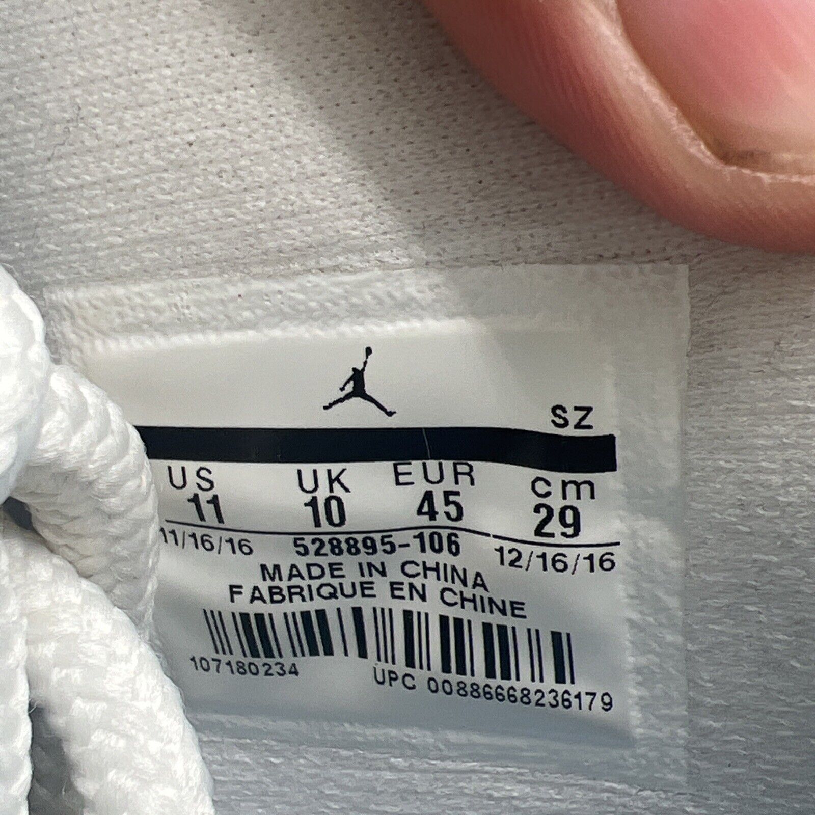 Size 11 - Air Jordan 11 Retro Low UNC 2017 (528895-106)