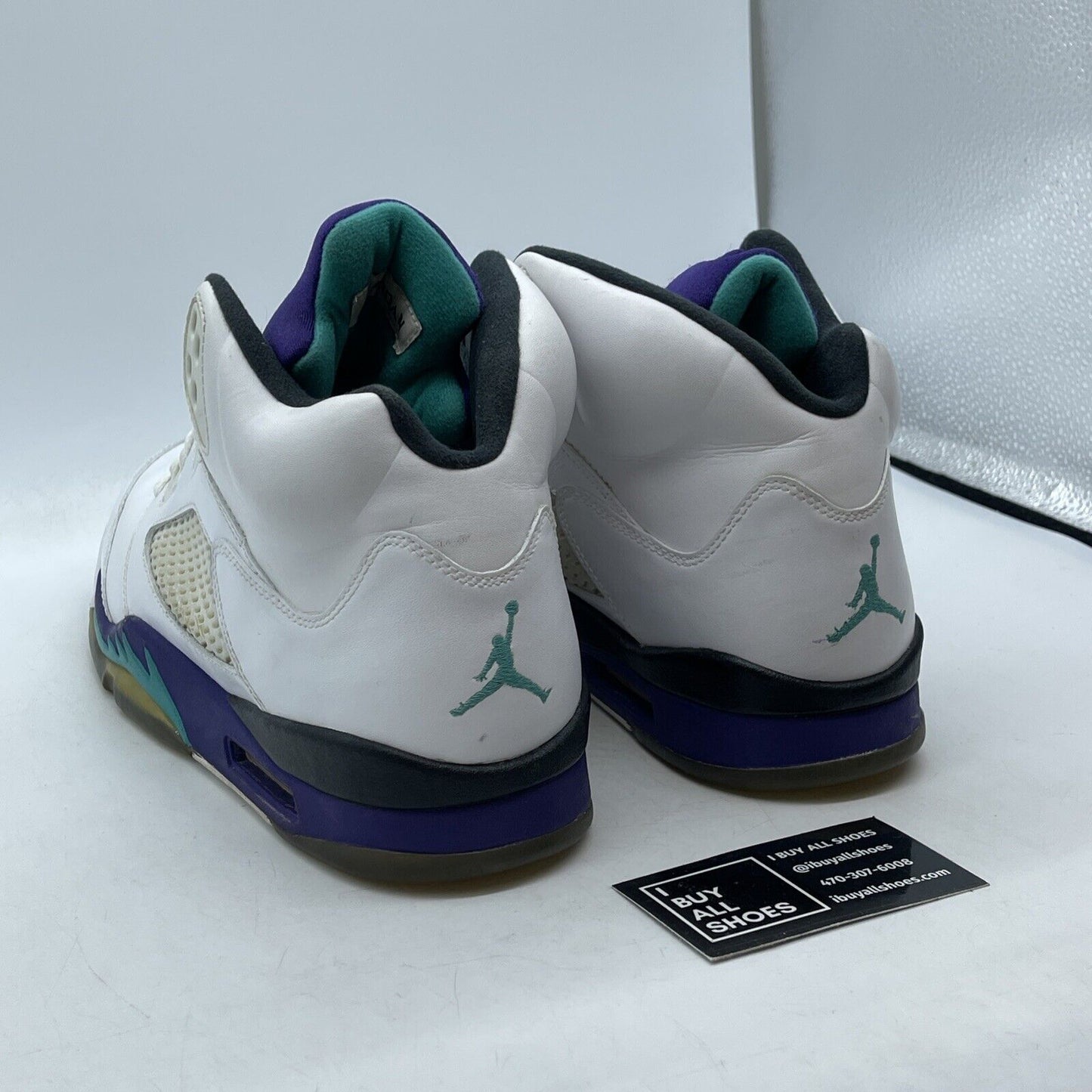 Size 10.5 - Jordan 5 Retro Grape 2013 White Purple Black Leather (136027-108)