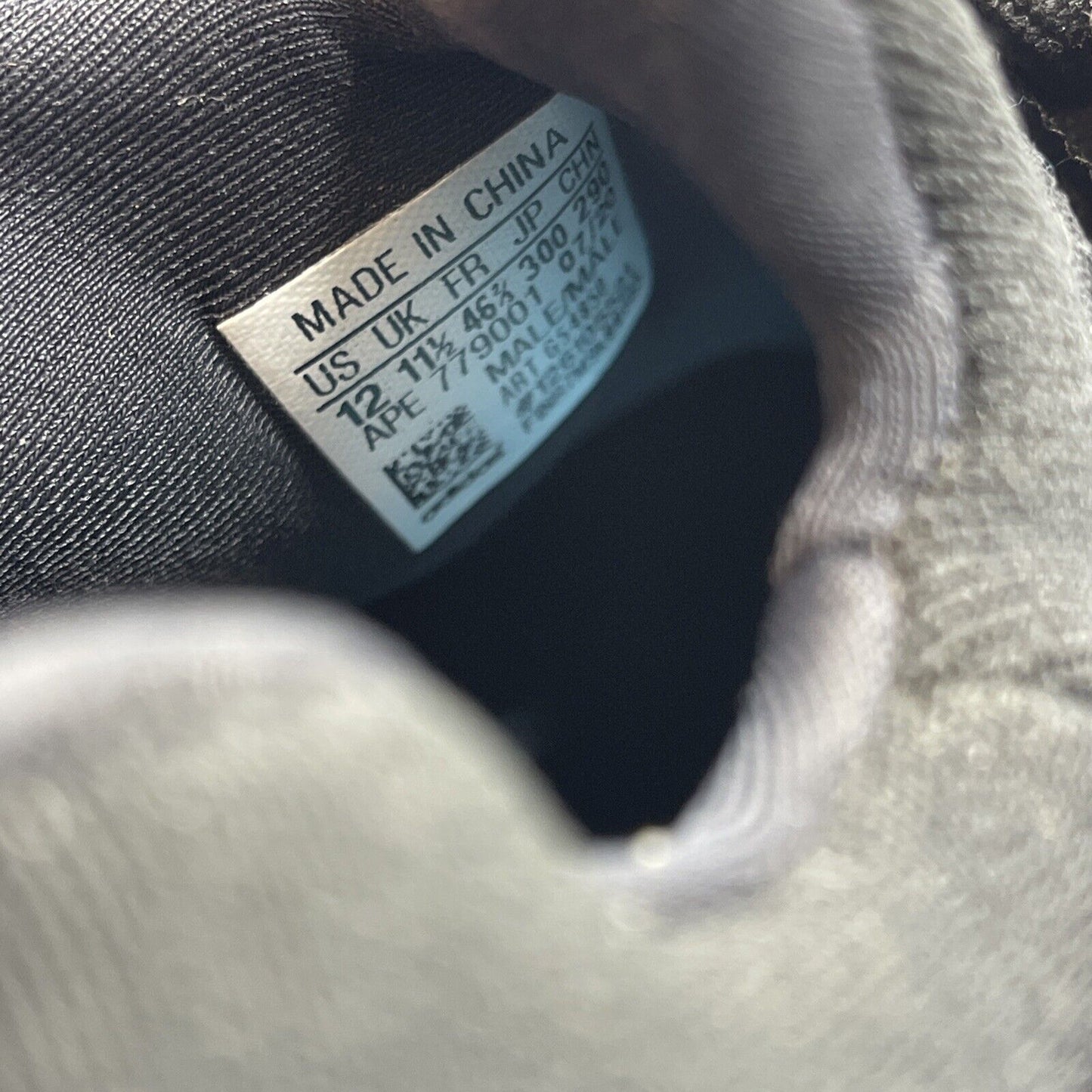 Size 12 - adidas Yeezy 700 V3 Arzareth Blue Green White Black Suede (G54850)