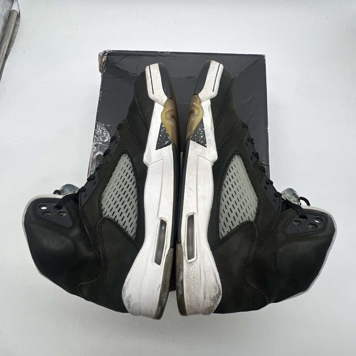 Size 9.5 - Air Jordan 5 Retro Mid Oreo (CT4838-011)