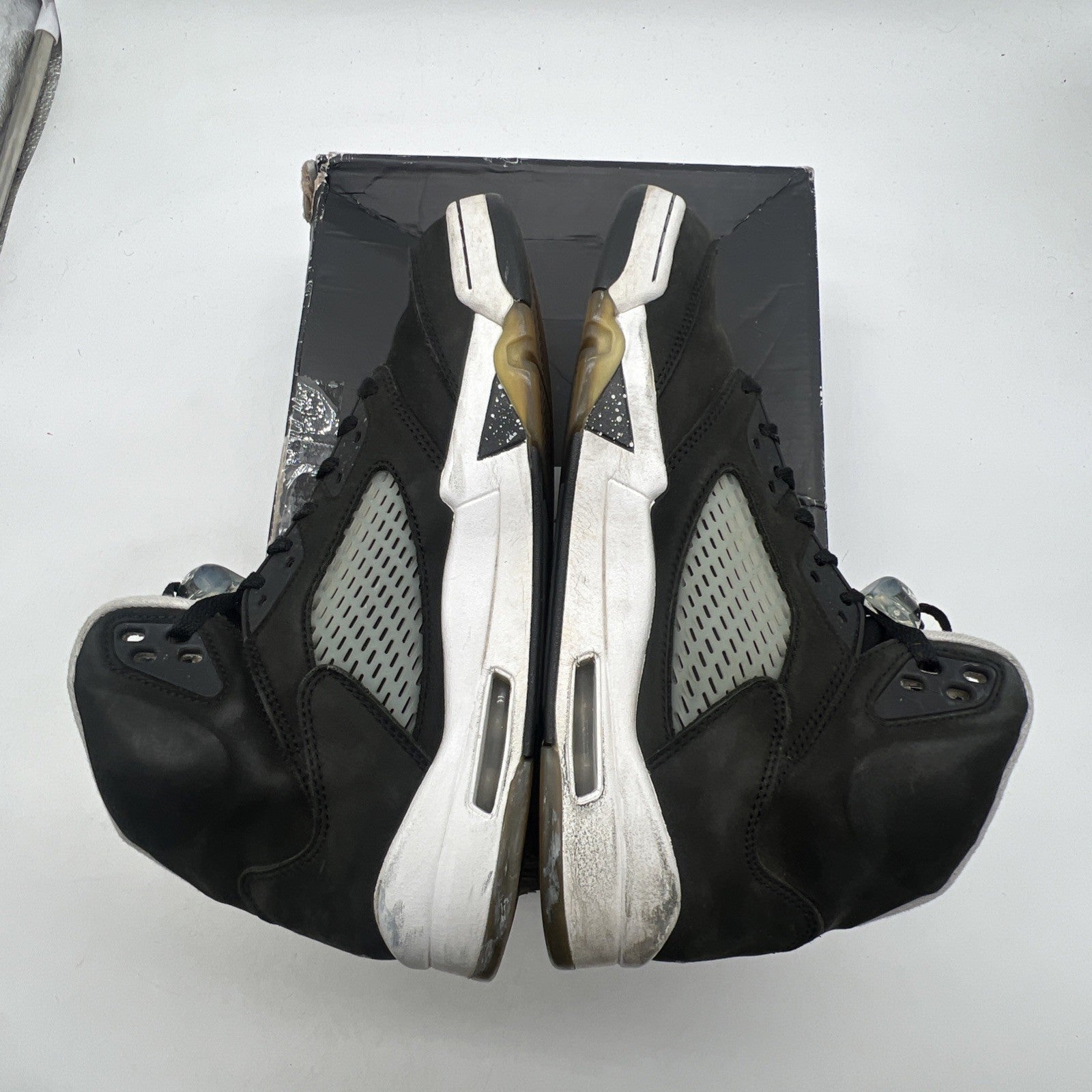 Size 9.5 - Air Jordan 5 Retro Mid Oreo (CT4838-011)