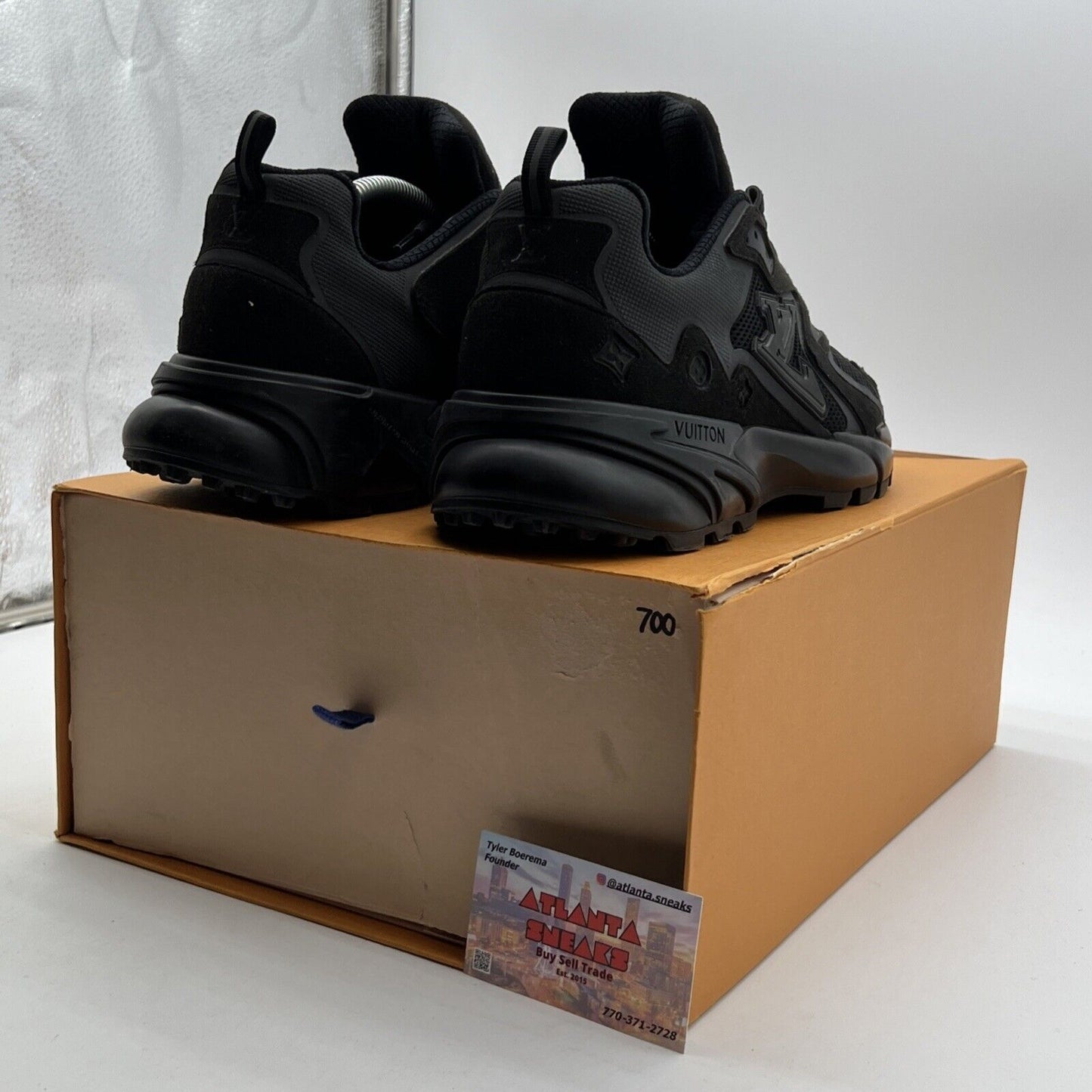 Size 10.5 - Louis Vuitton Runner Tatic Black Grey (1A9UNT) Worn