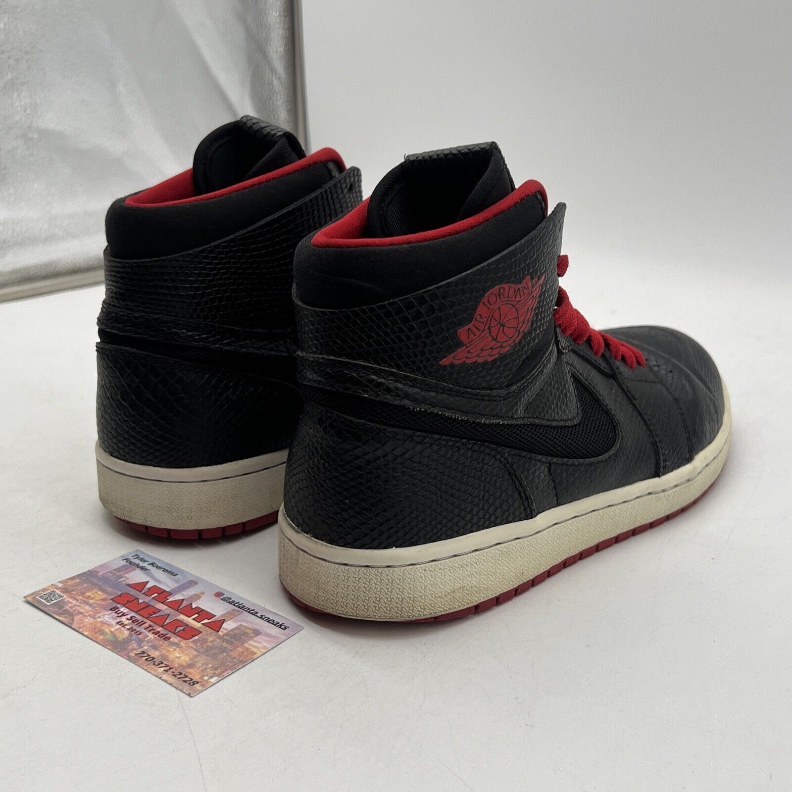 Size 9 - Air Jordan 1 Retro Nouveau High Snakeskin White Red (819176-001)