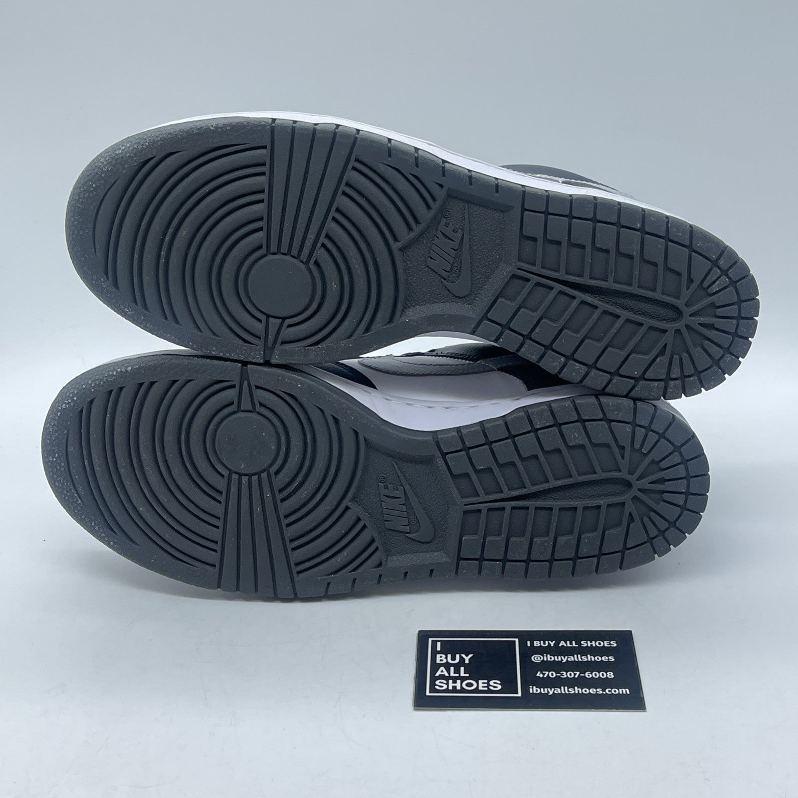 Size 9 - Nike Dunk Low Wolf Grey Light Obsidian Georgetown Youth W (318019-112)