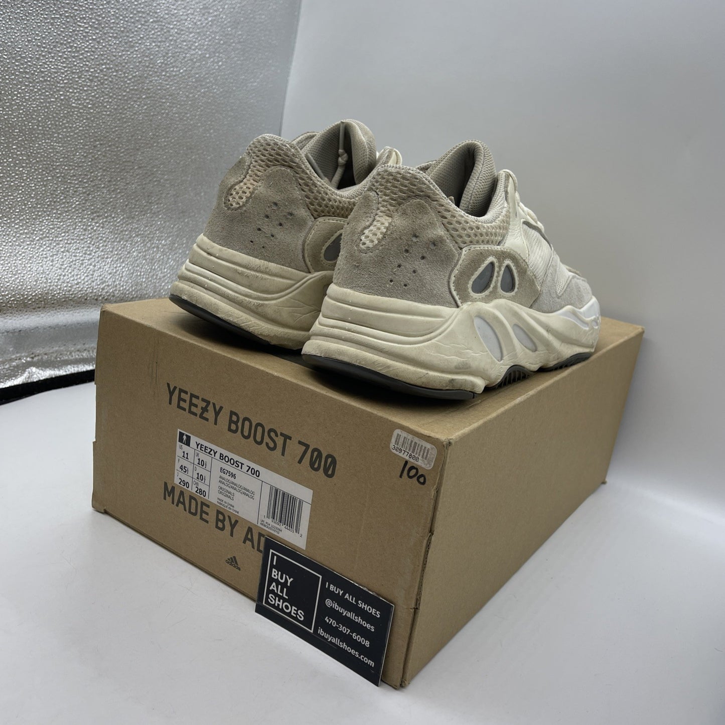 Size 11 - adidas Yeezy Boost 700 Low Analog (EG7596)