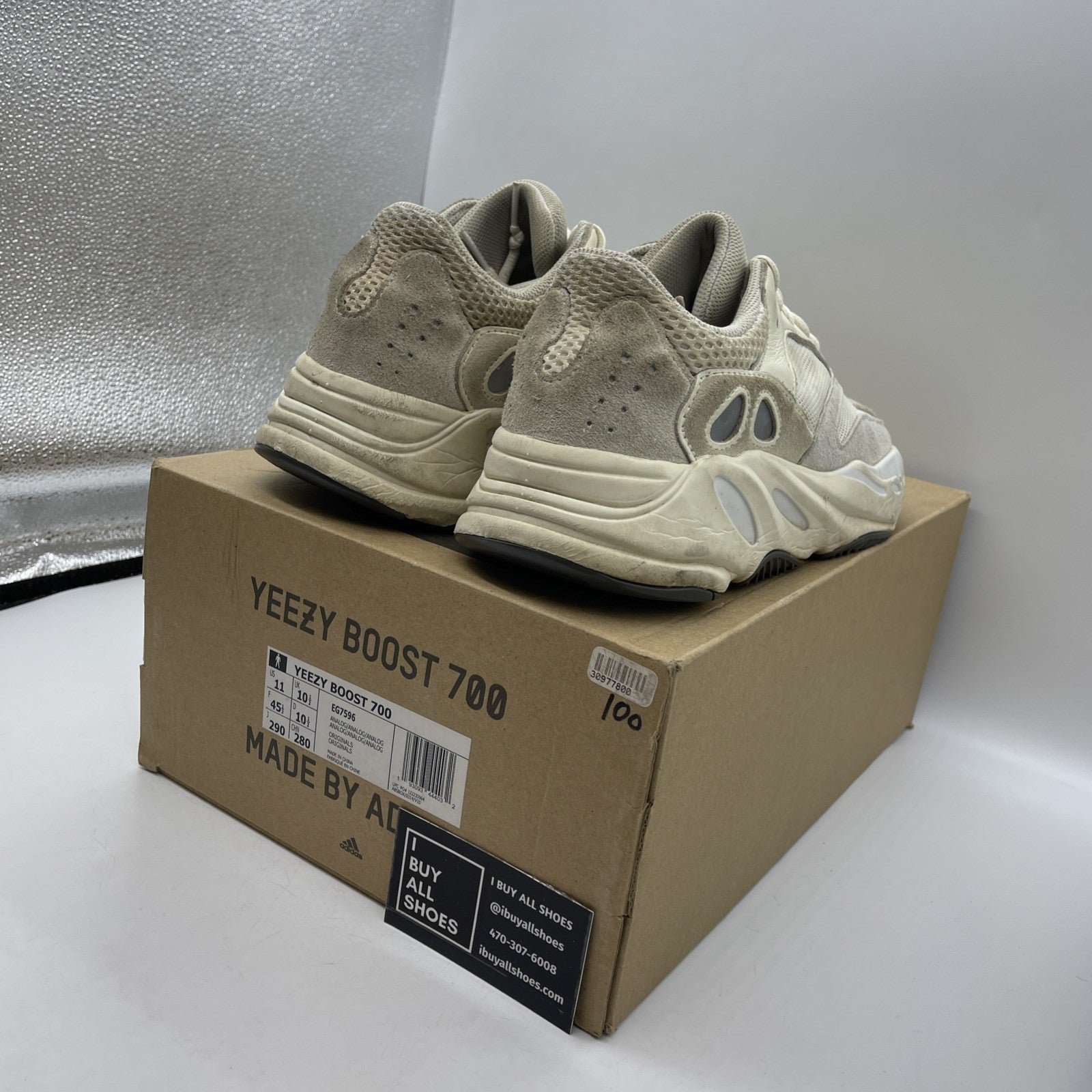 Size 11 - adidas Yeezy Boost 700 Low Analog (EG7596)