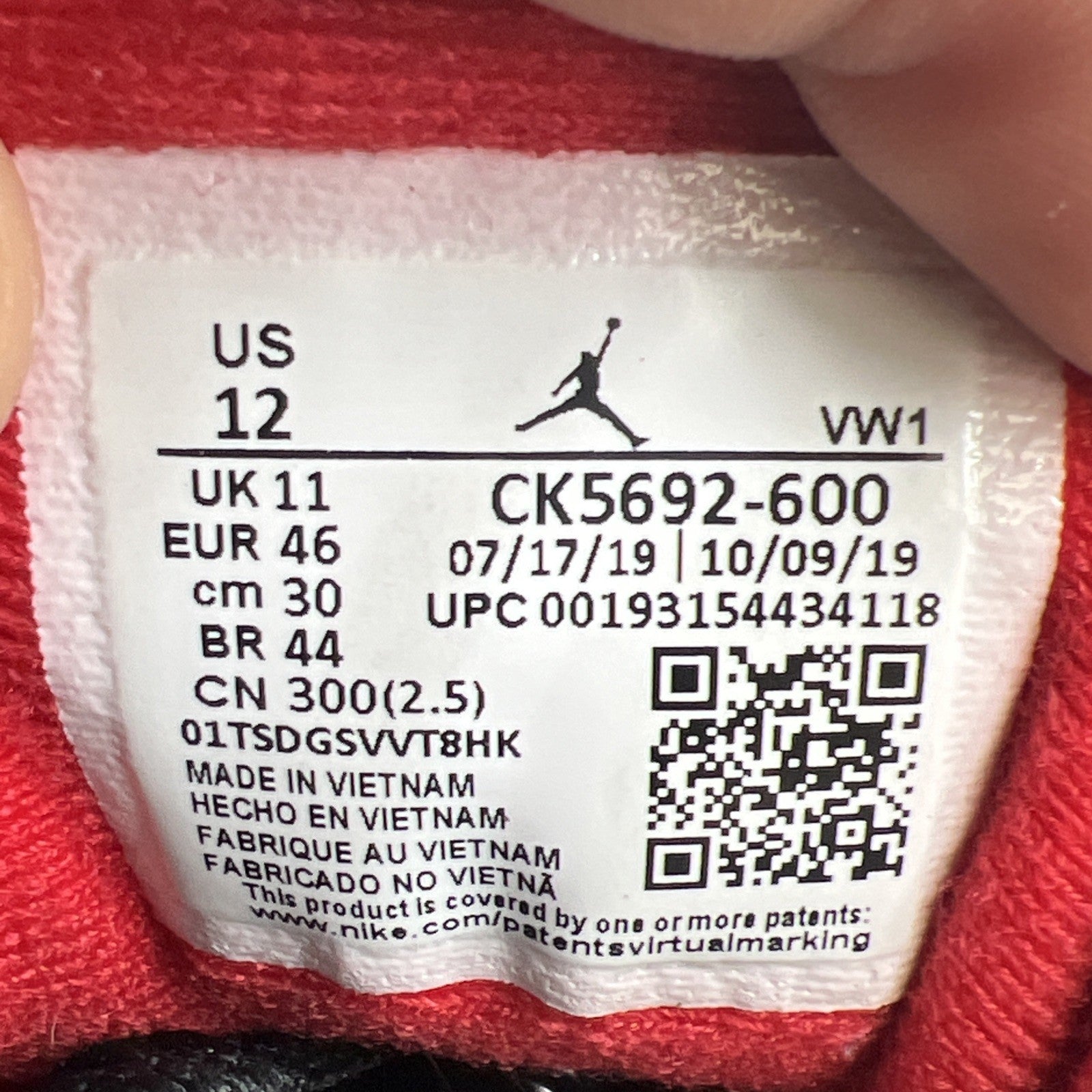 Size 12 - Air Jordan 3 Retro SE Mid Unite (CK5692-600)