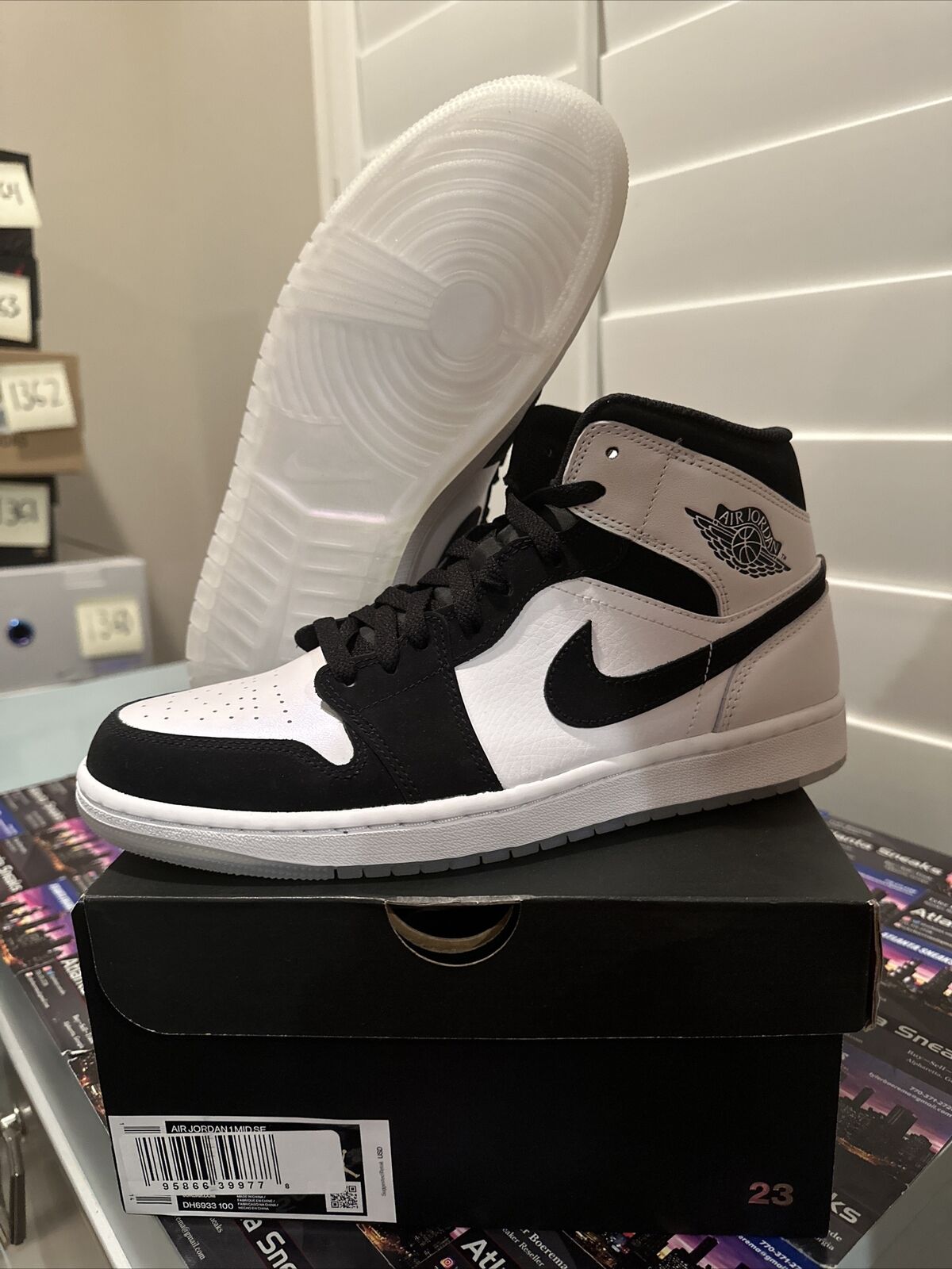 Size 9.5 - Jordan 1 Mid SE Diamond Shorts 2022