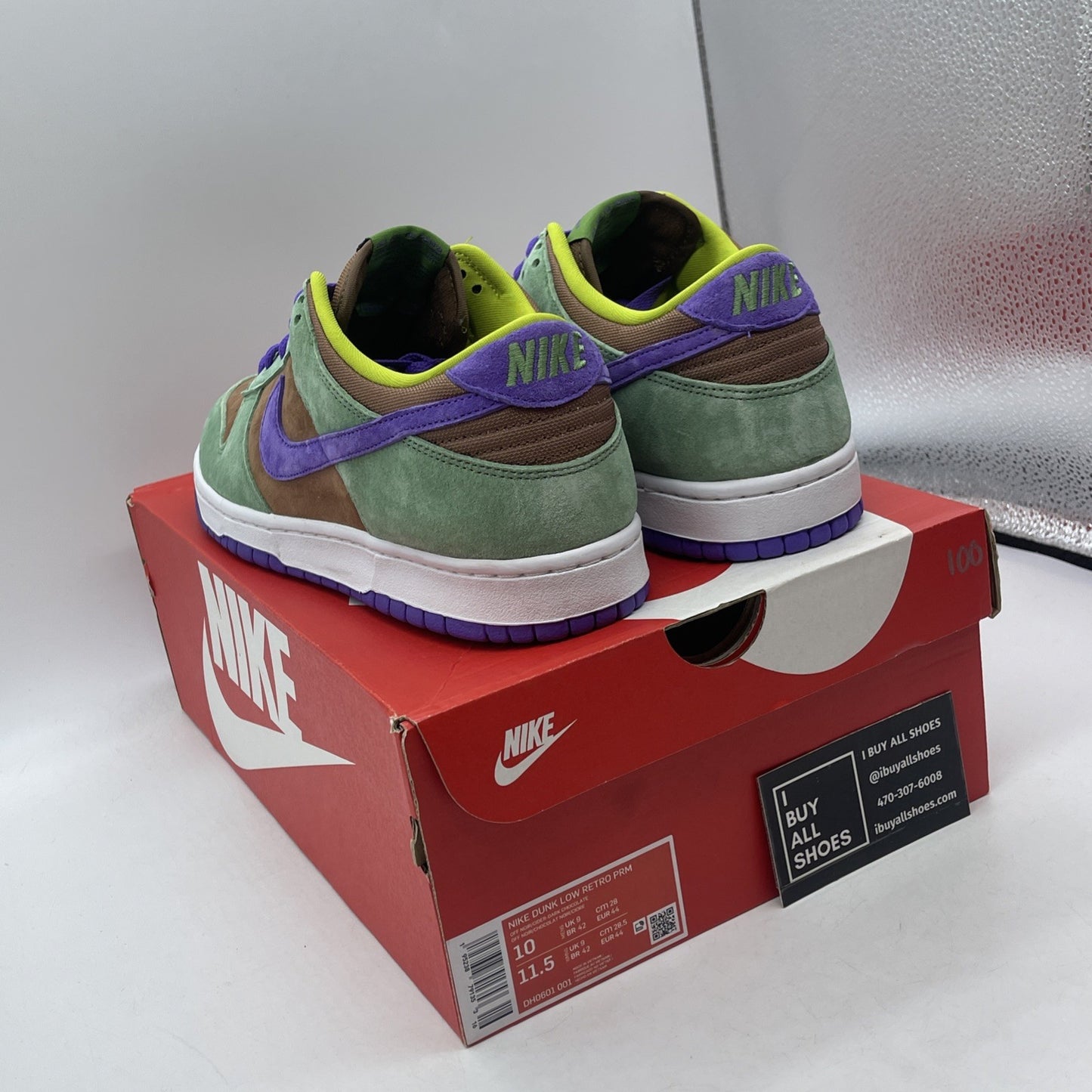 Size 10 - Nike Dunk SP Retro 2020 Low Veneer Brown Green Suede (DA1469-200)