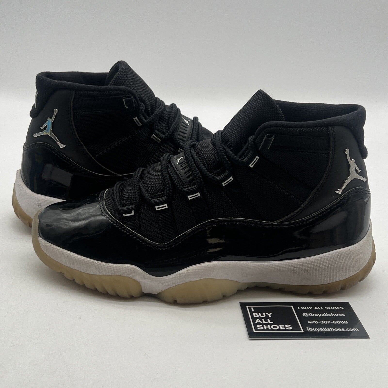 Size 10.5 - Air Jordan 11 Retro Jubilee / 25th Anniversary W (AR0751-011)
