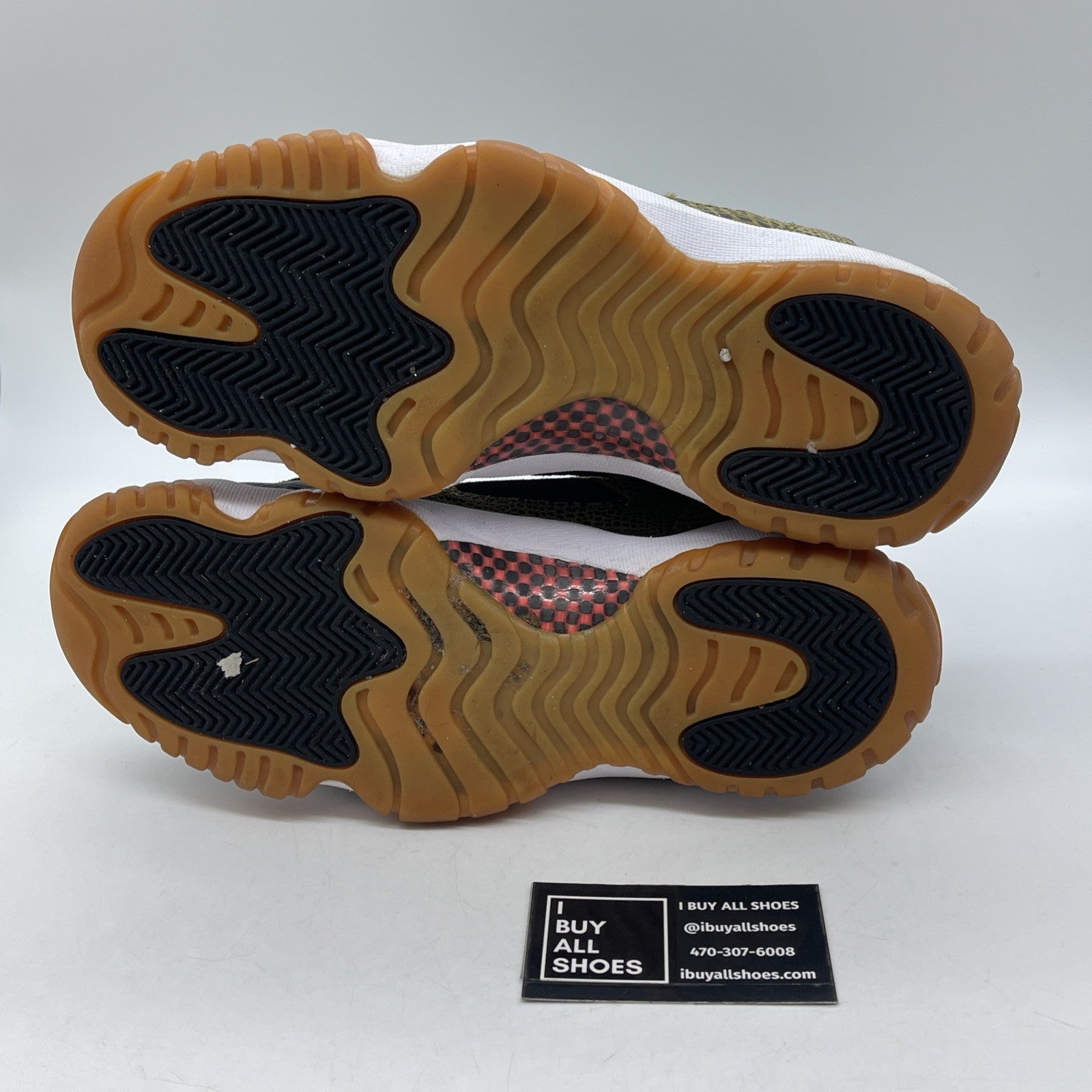 Size 9.5 - Air Jordan 11 IE Low Croc Green Black Suede Leather (306008-013)