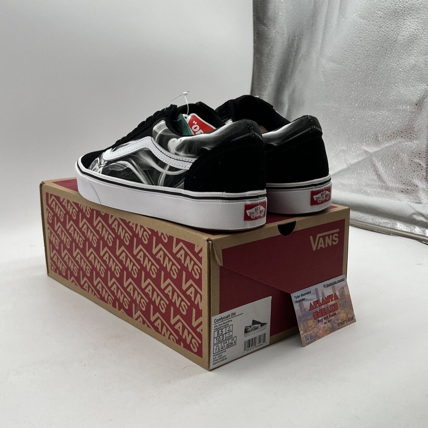 Size 8.5 - Vans Old School Comfy Cush Black White Swirl Sneakers (VN0A5DYCBZW)