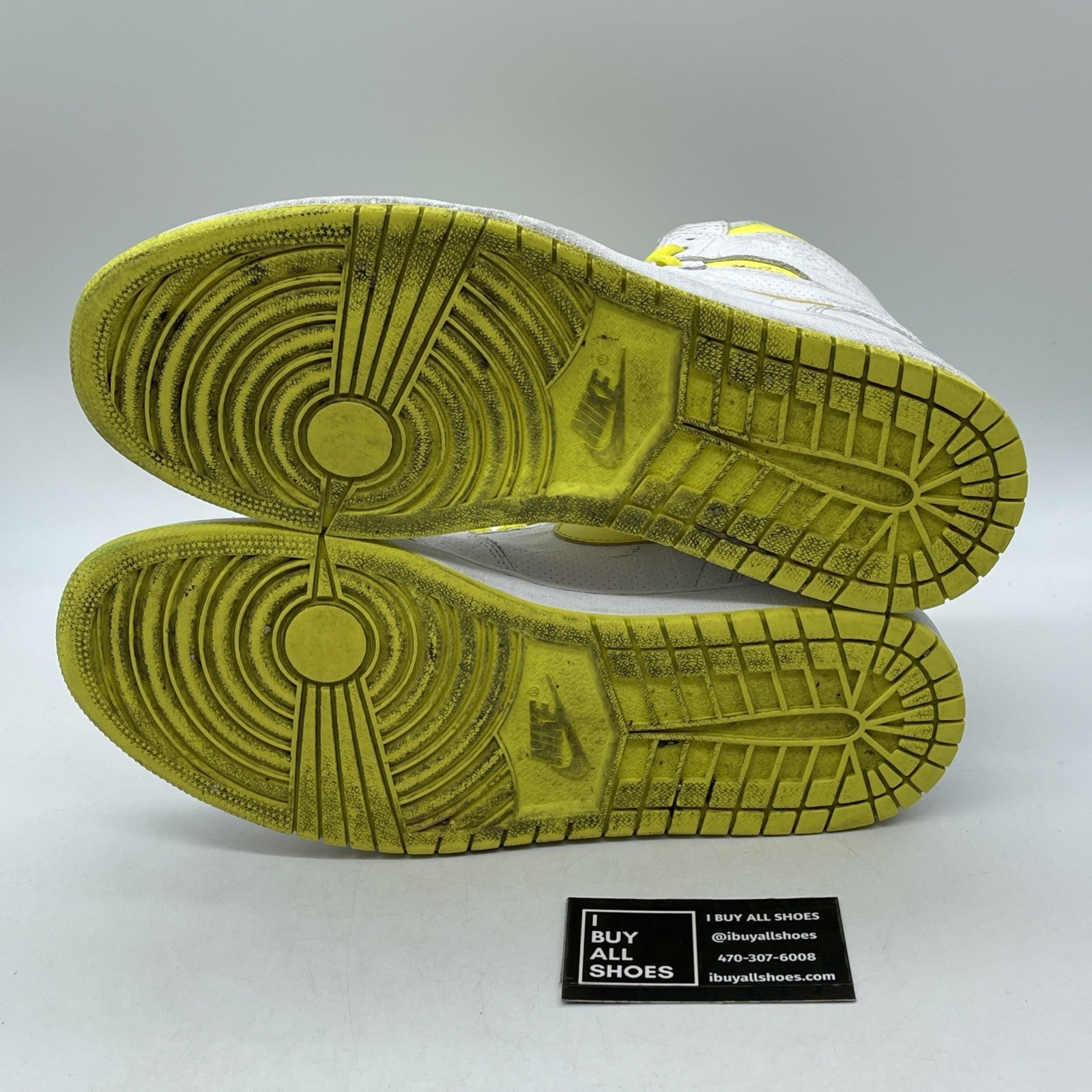 Size 12 - Air Jordan 1 Retro OG High First Class Flight Yellow (555088-170)