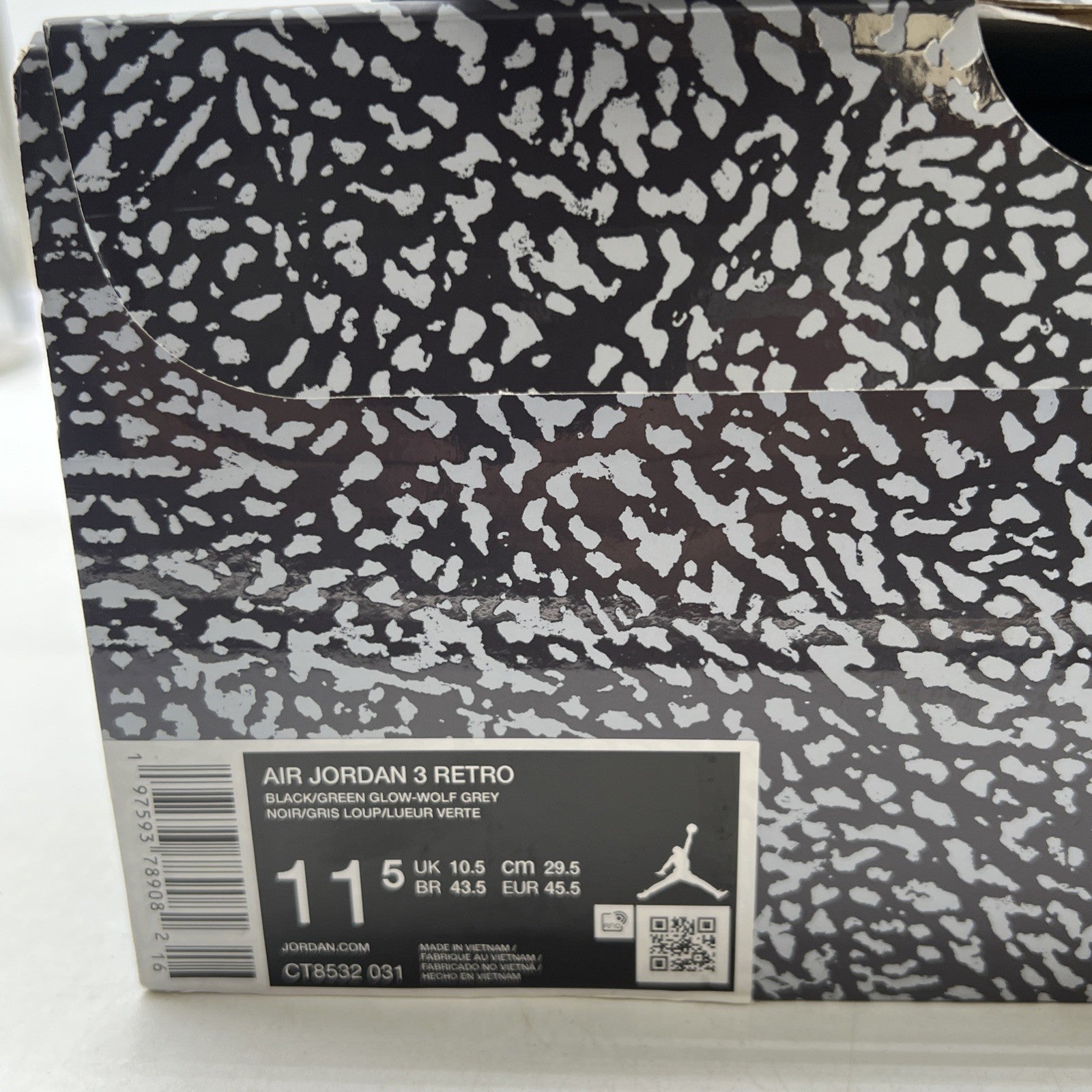 Size 11.5 - Air Jordan 3 Retro Green Glow (CT8532-031)
