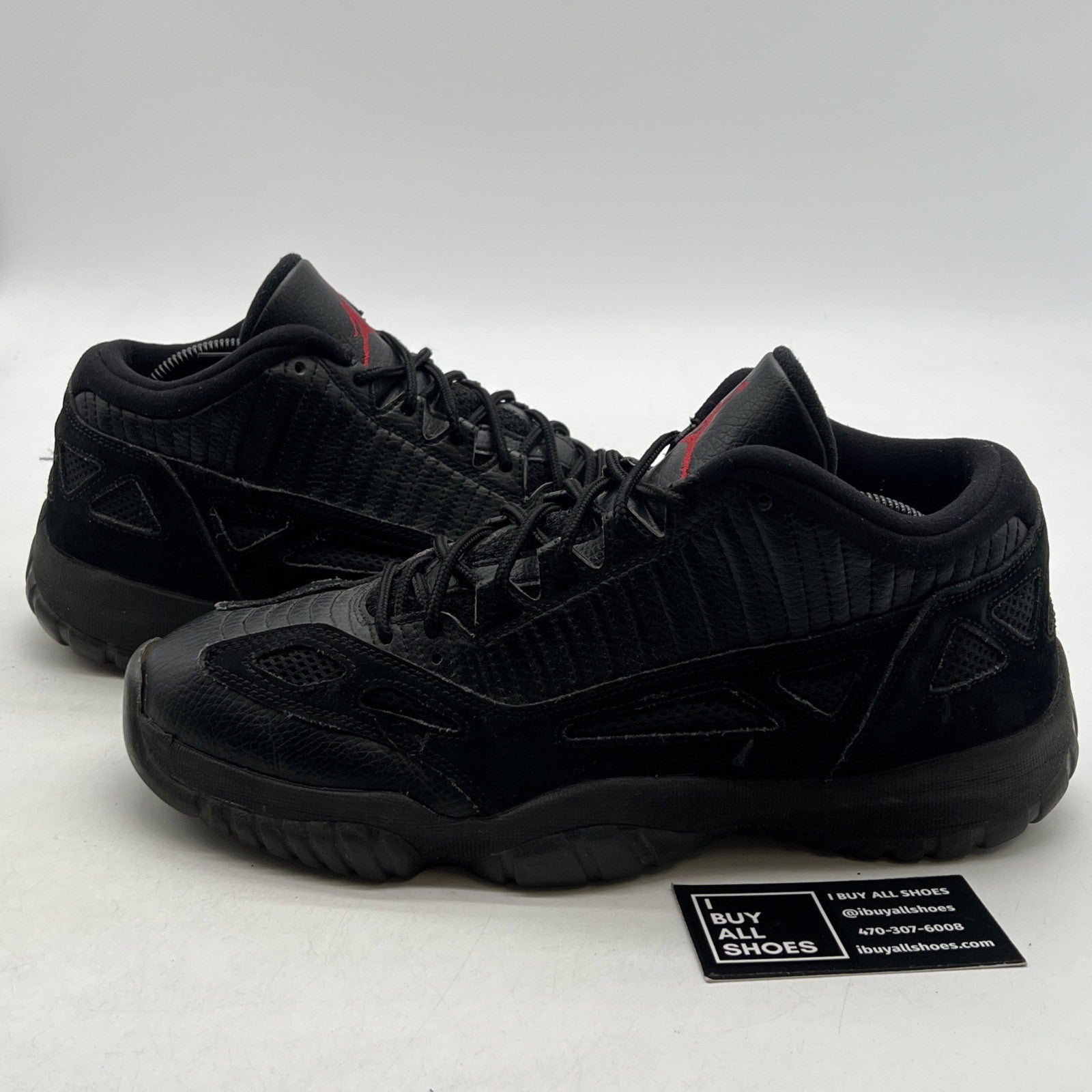 Size 10.5 - Air Jordan 11 IE Low Referee (306008-003)