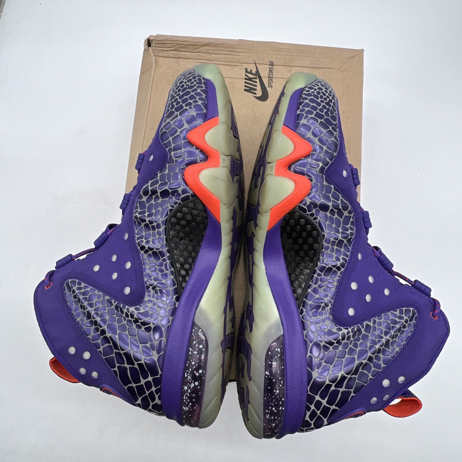 Size 9 - Nike Barkley Posite Max Phoenix Suns (555097-581)