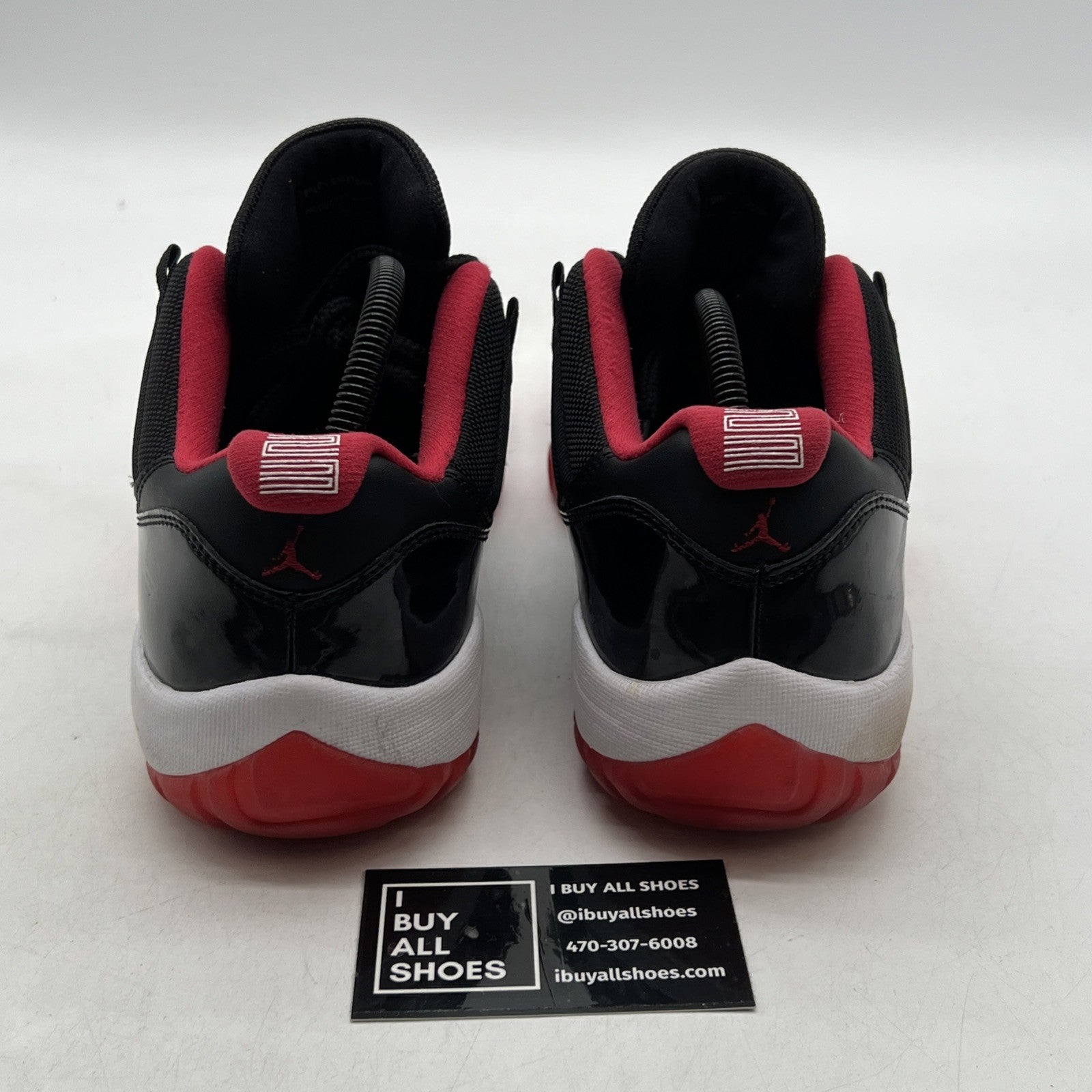 Size 10.5 - Air Jordan 11 Retro 2015 Low Bred (528895-012)