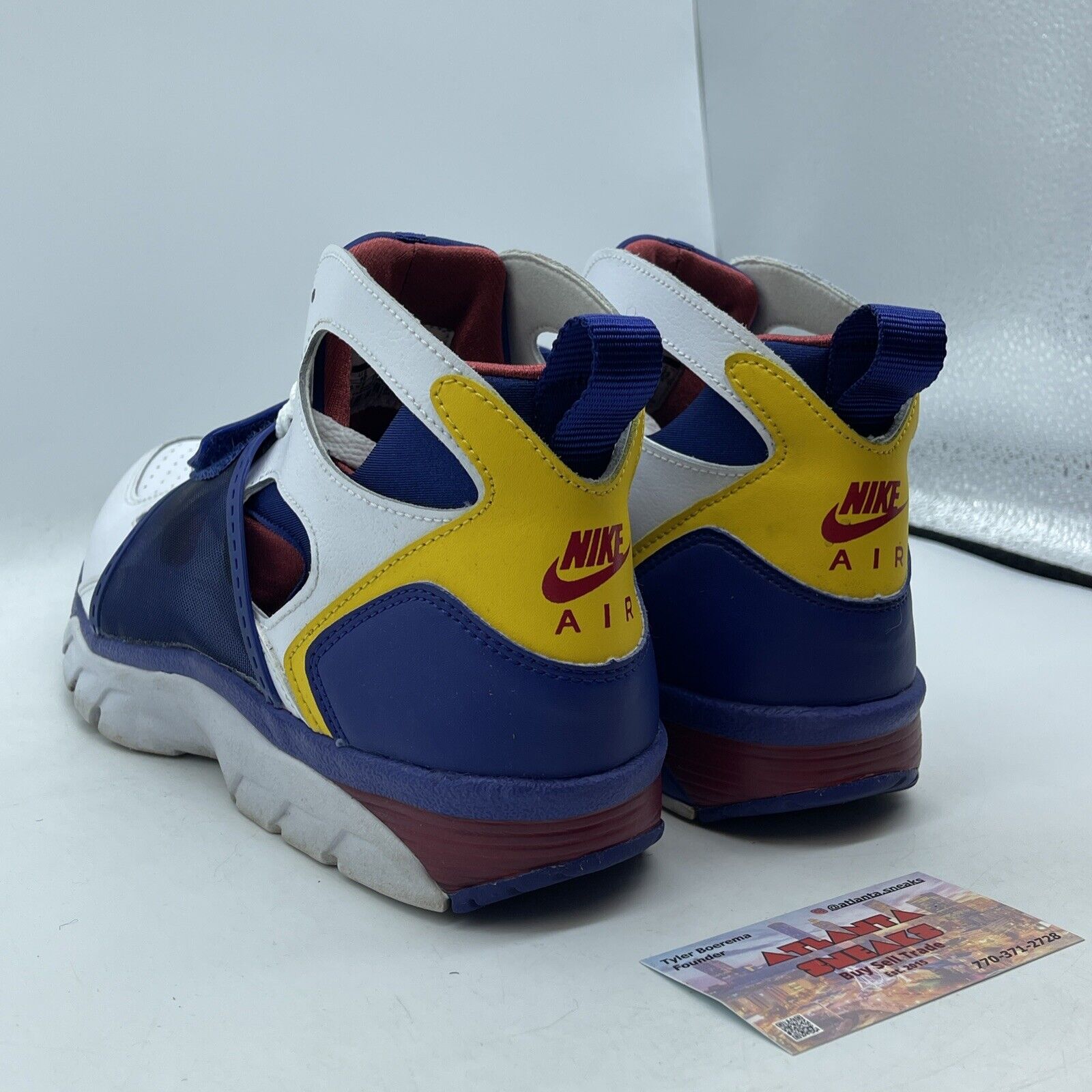 Size 10 - Nike Air Trainer Huarache Retro 2019 OG White Navy Yellow (679083-107)