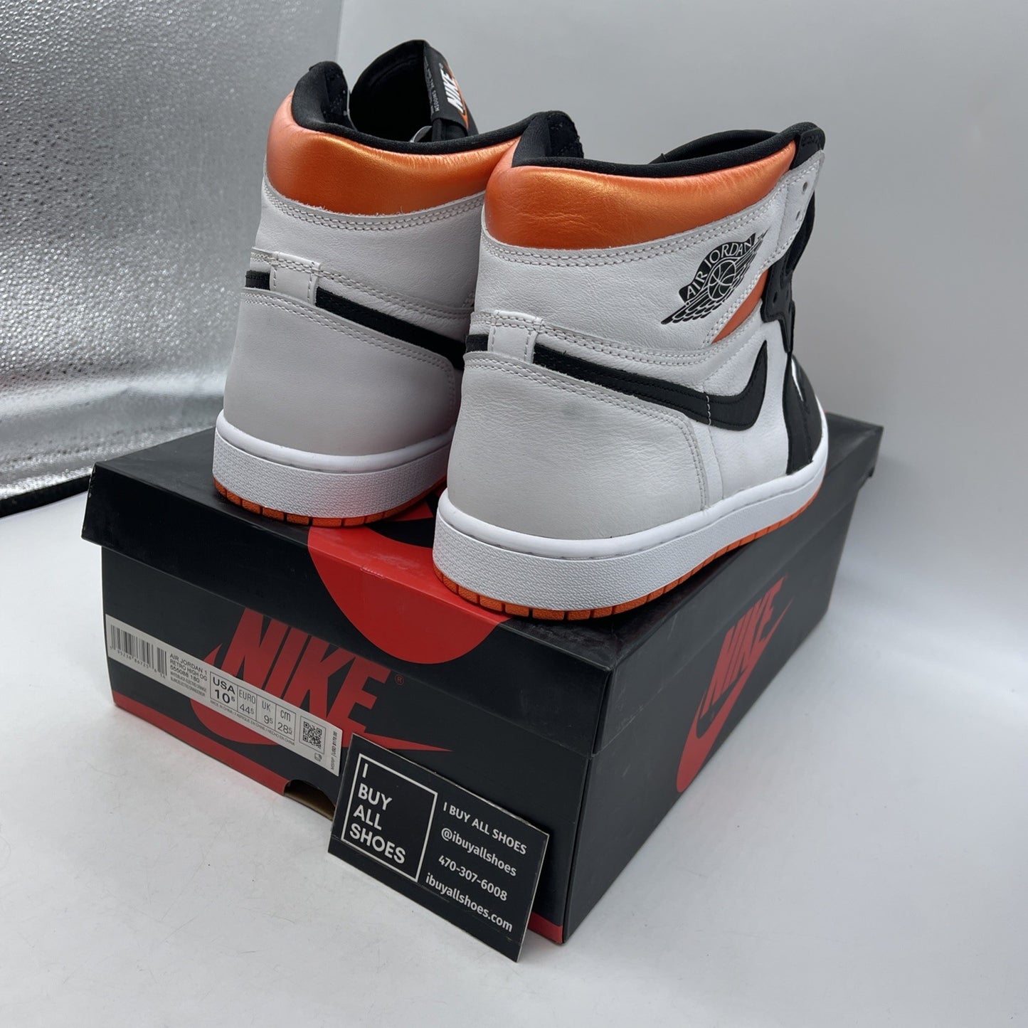 Size 10.5 - Air Jordan 1 Retro High Electro Orange (555088-180)