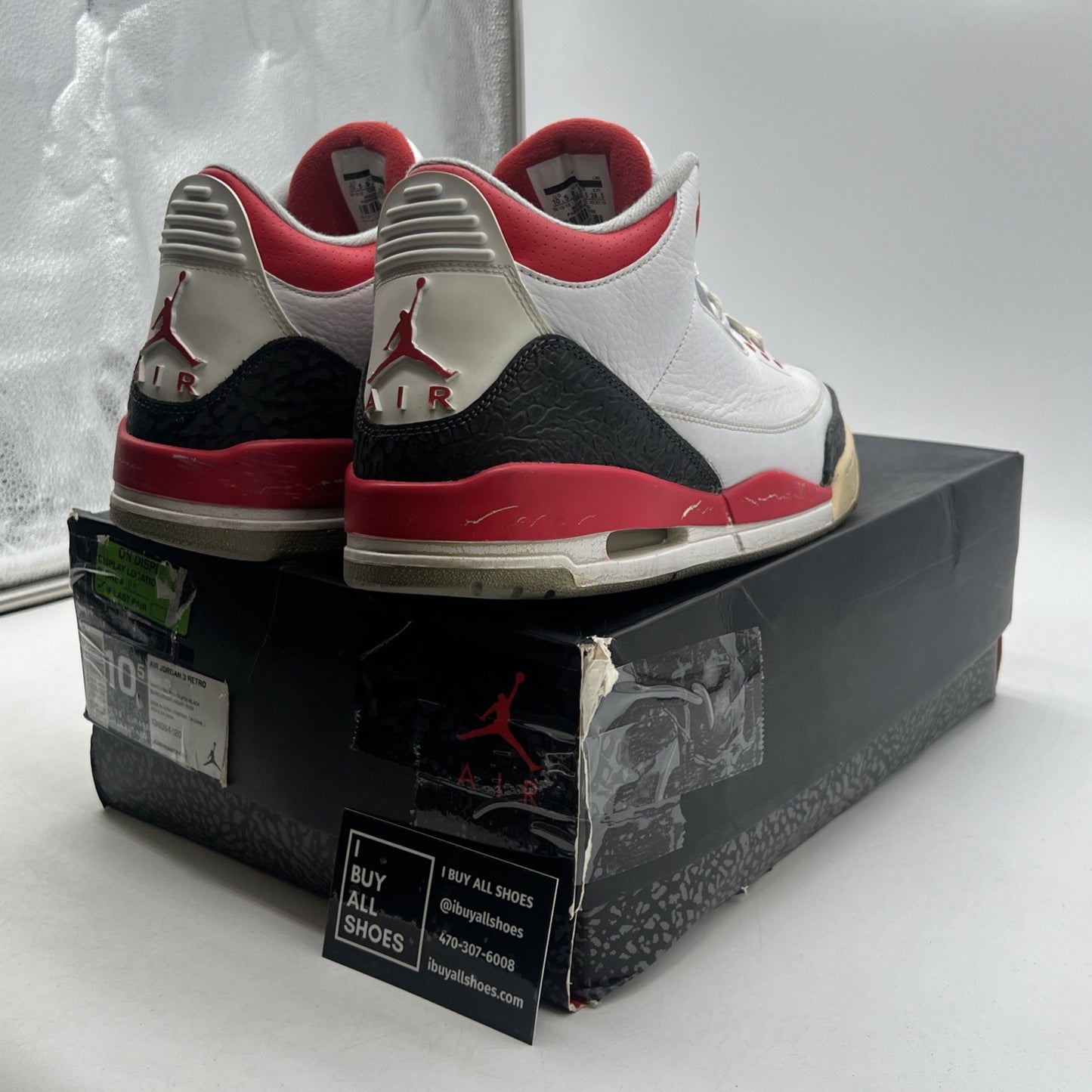 Size 10.5 - Air Jordan 3 Retro 2013 Fire Red (136064-120)