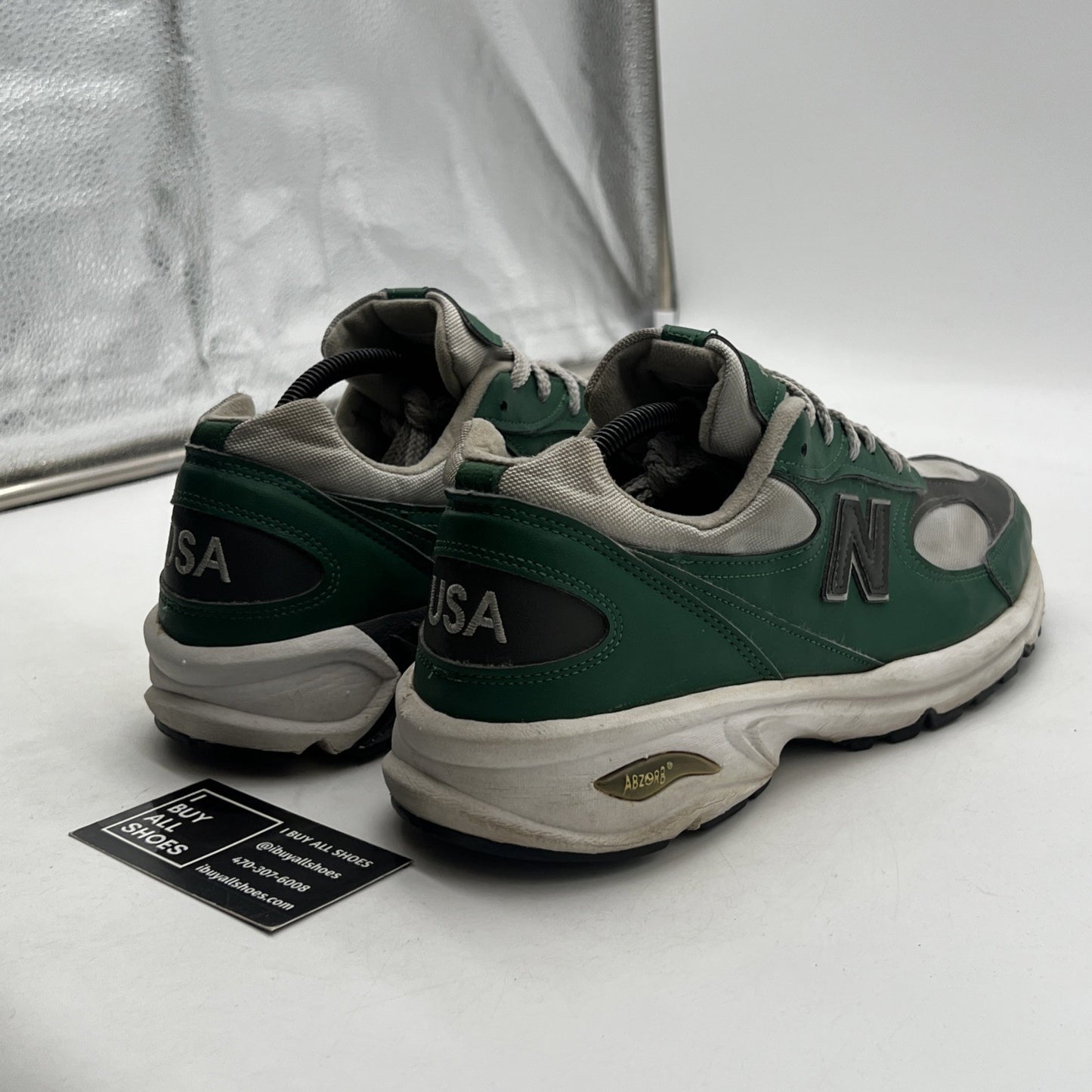 Size 11 - New Balance 2002R Vintage Leather Pack Green (M498GC)