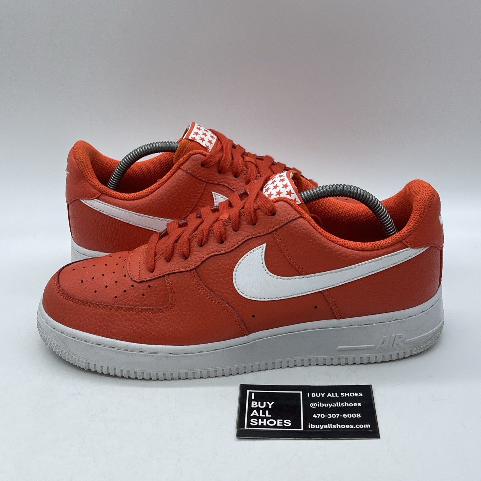 Size 10 - Nike Air Force 1 '07 Low Team Orange (AA4083-800)
